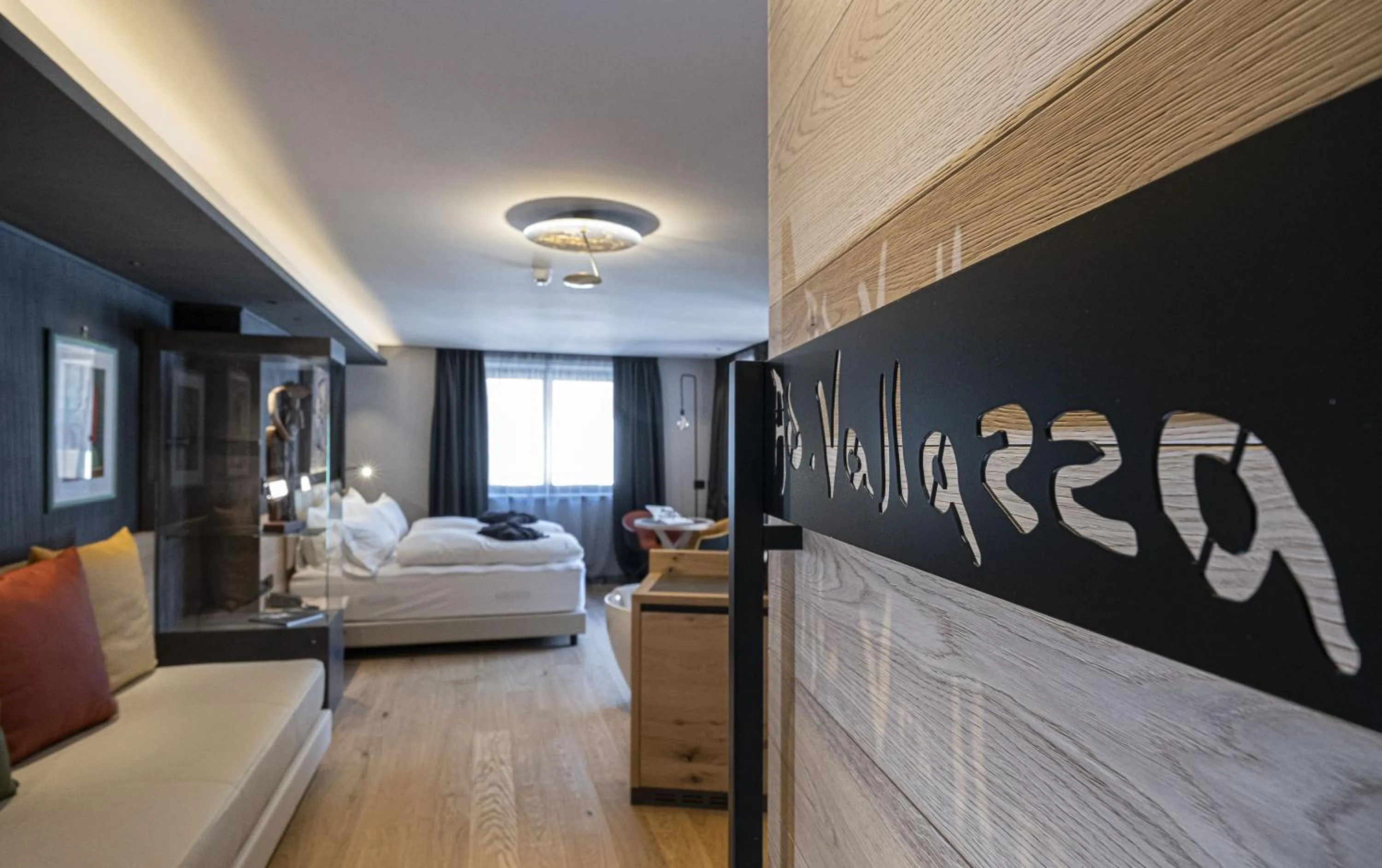 Bed in Locanda degli Artisti Art Hotel