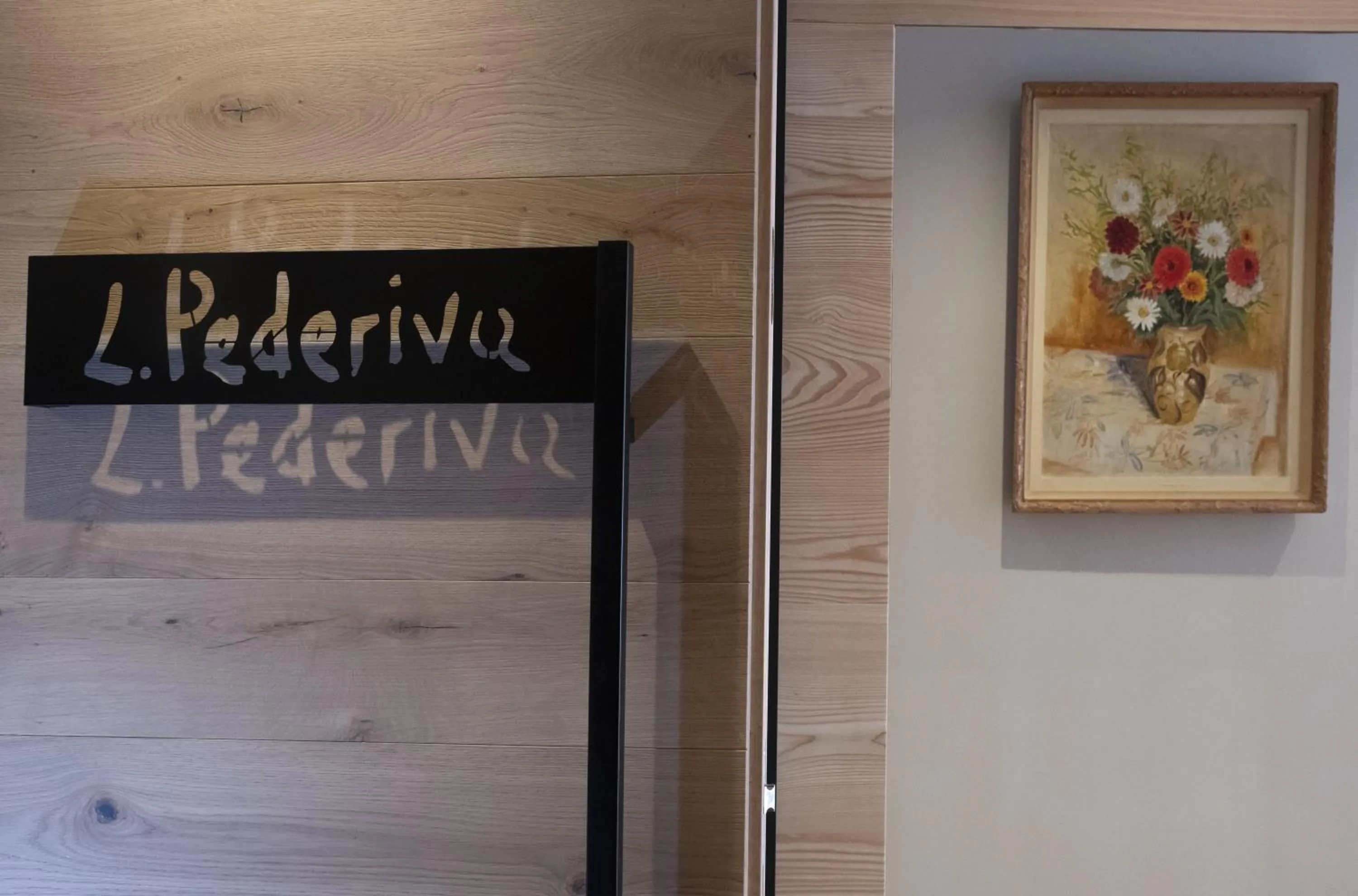 Decorative detail in Locanda degli Artisti Art Hotel