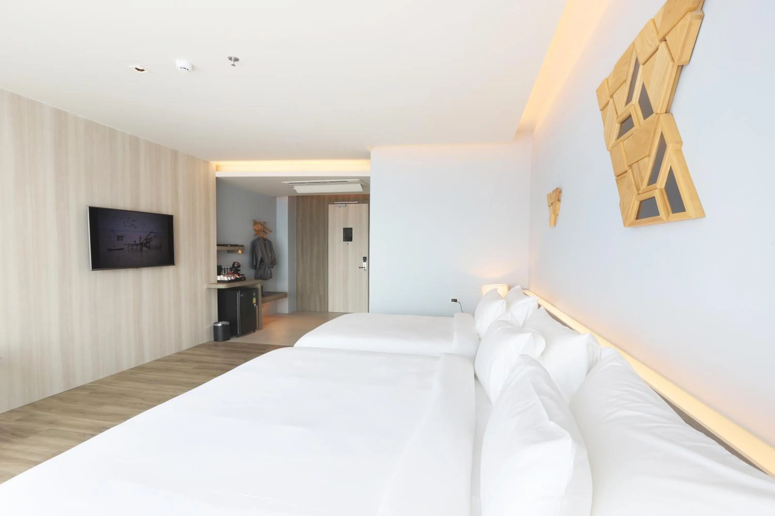 Photo of the whole room, Bed in The Signature Hotel Airport