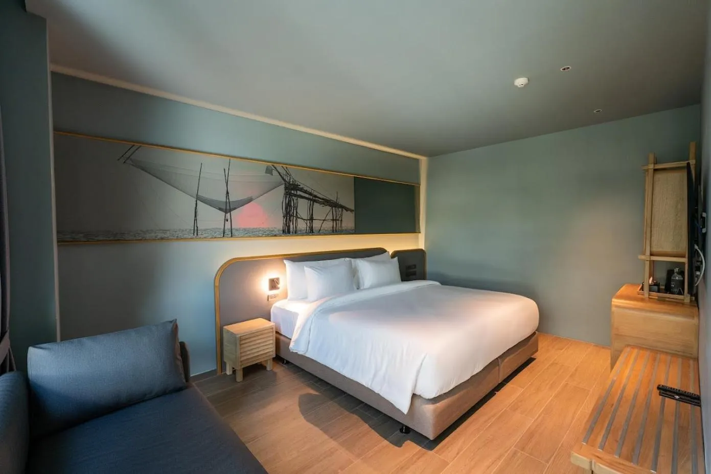 Bed in The Signature Hotel Airport