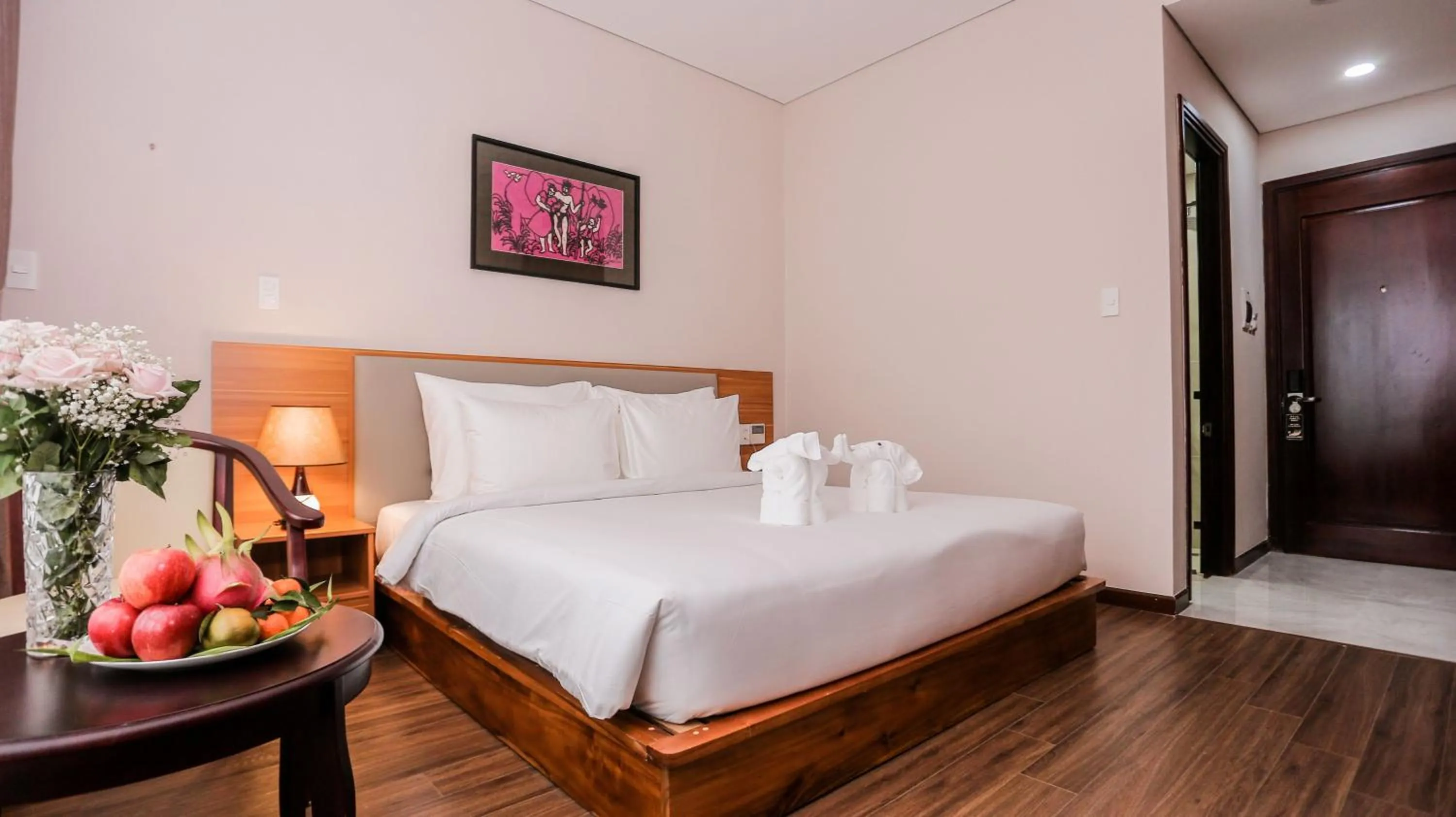 Bed in Elephants Hotel