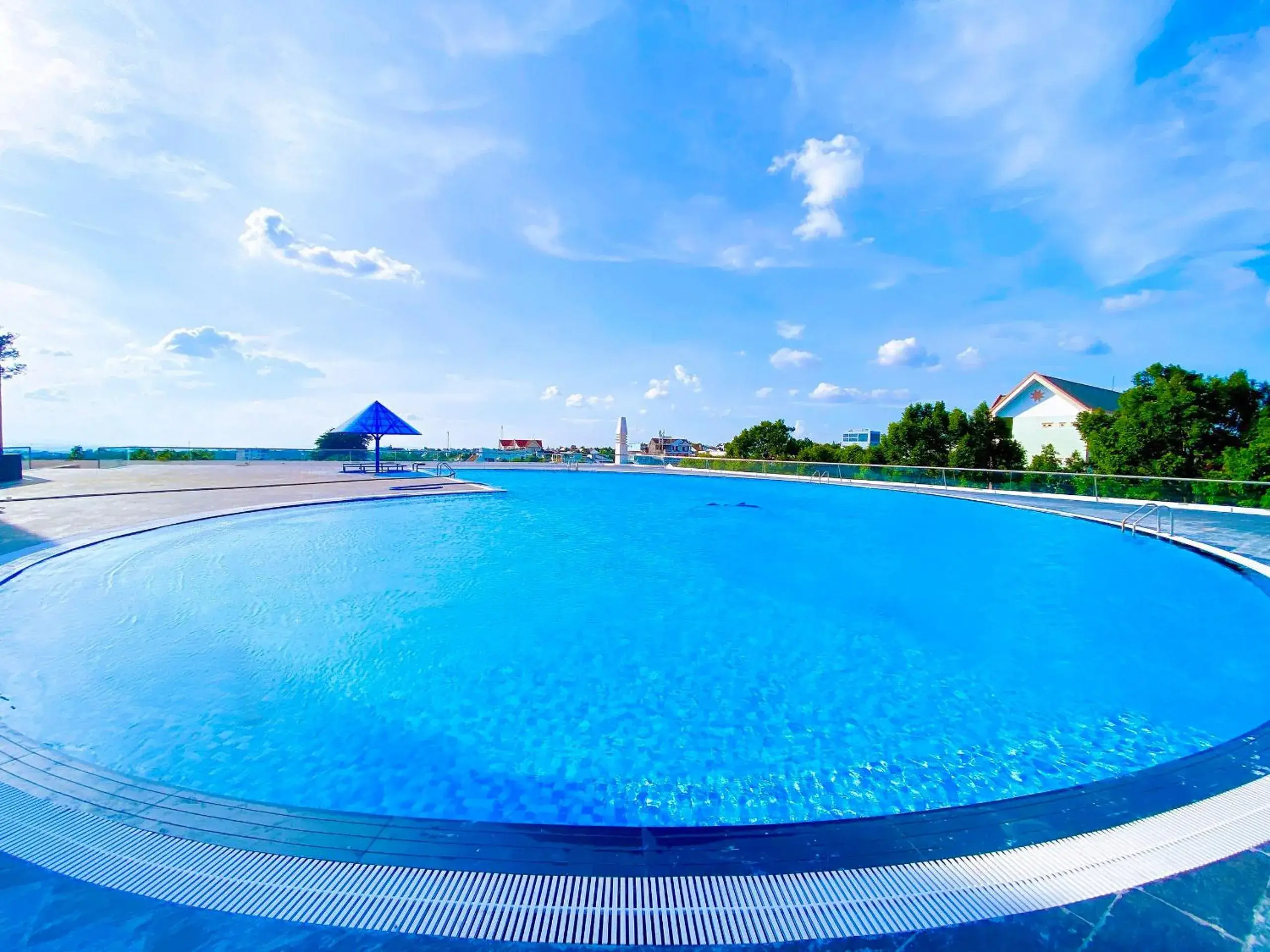 Pool view in Elephants Hotel Pool view in Elephants Hotel