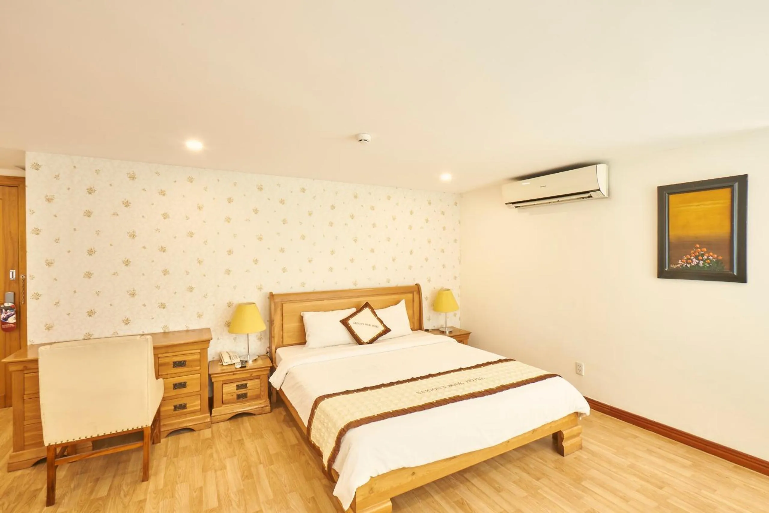 Bed in Sai Gon's Book Hotel - The Airport Front