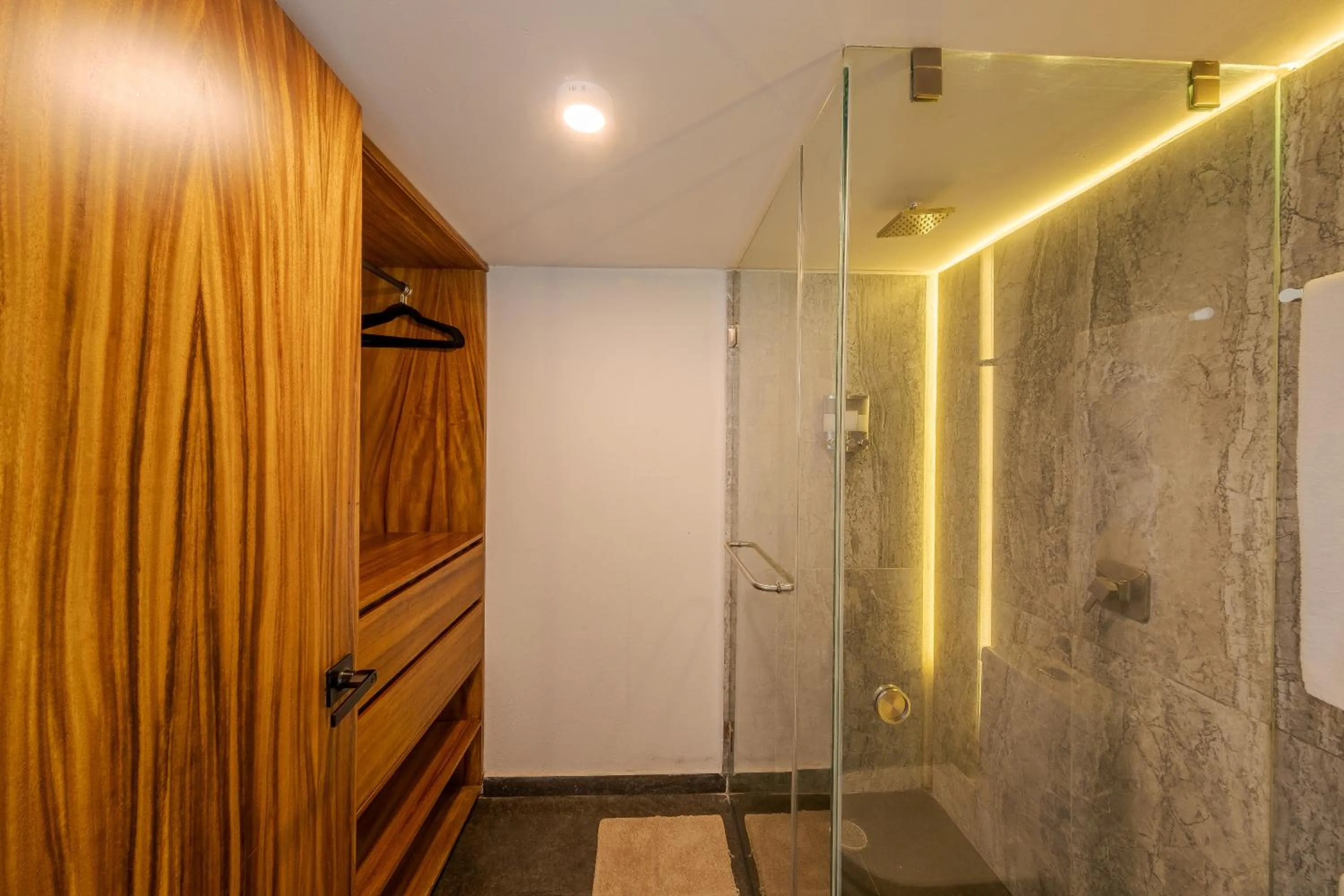 Nimue Marina Residence