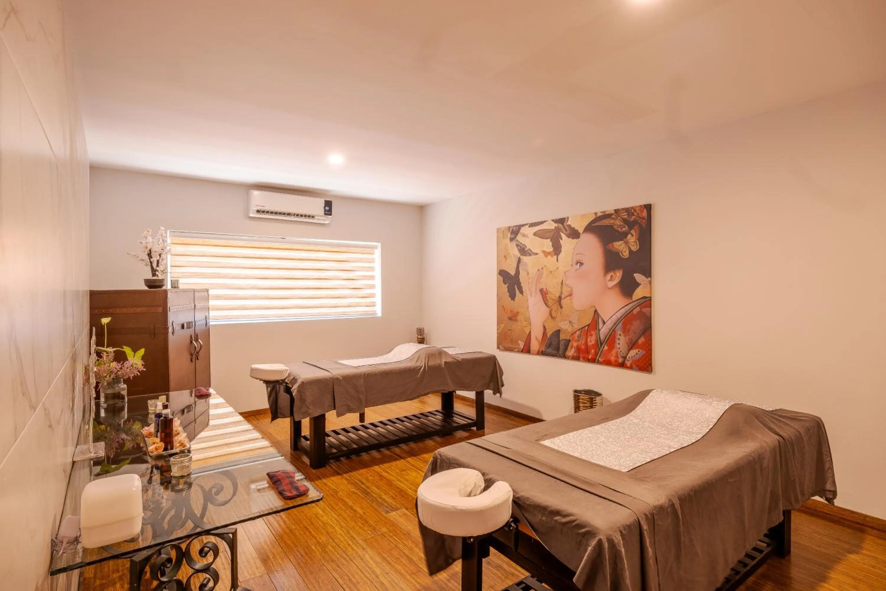 Spa and wellness centre/facilities, Bed in Nimue Marina Residence