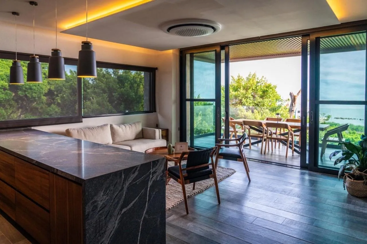 Nimue Marina Residence