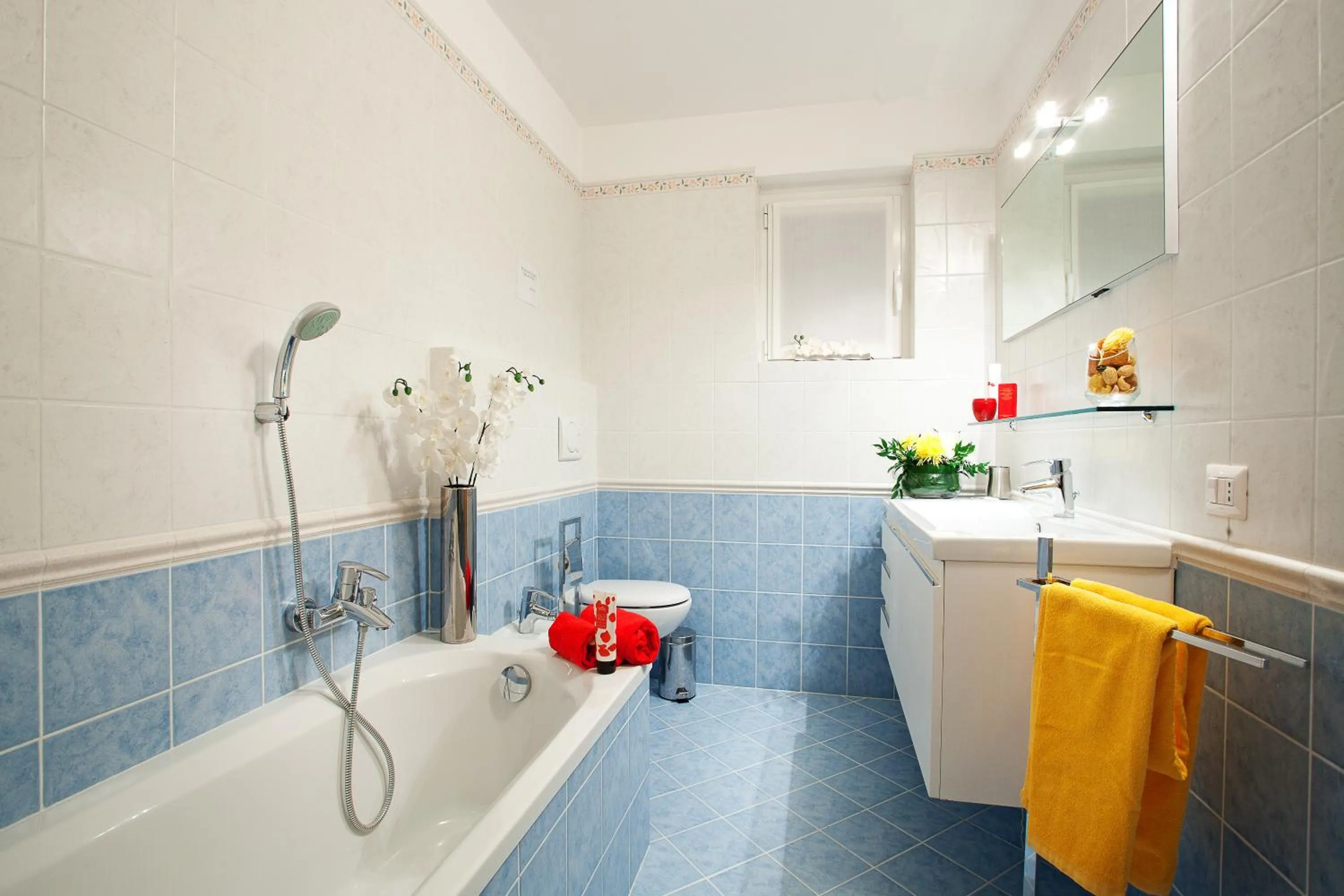 Bathroom in Tremezzo Residence 3-1 of 11 apartments in an exclusive residence by Italian Apartments
