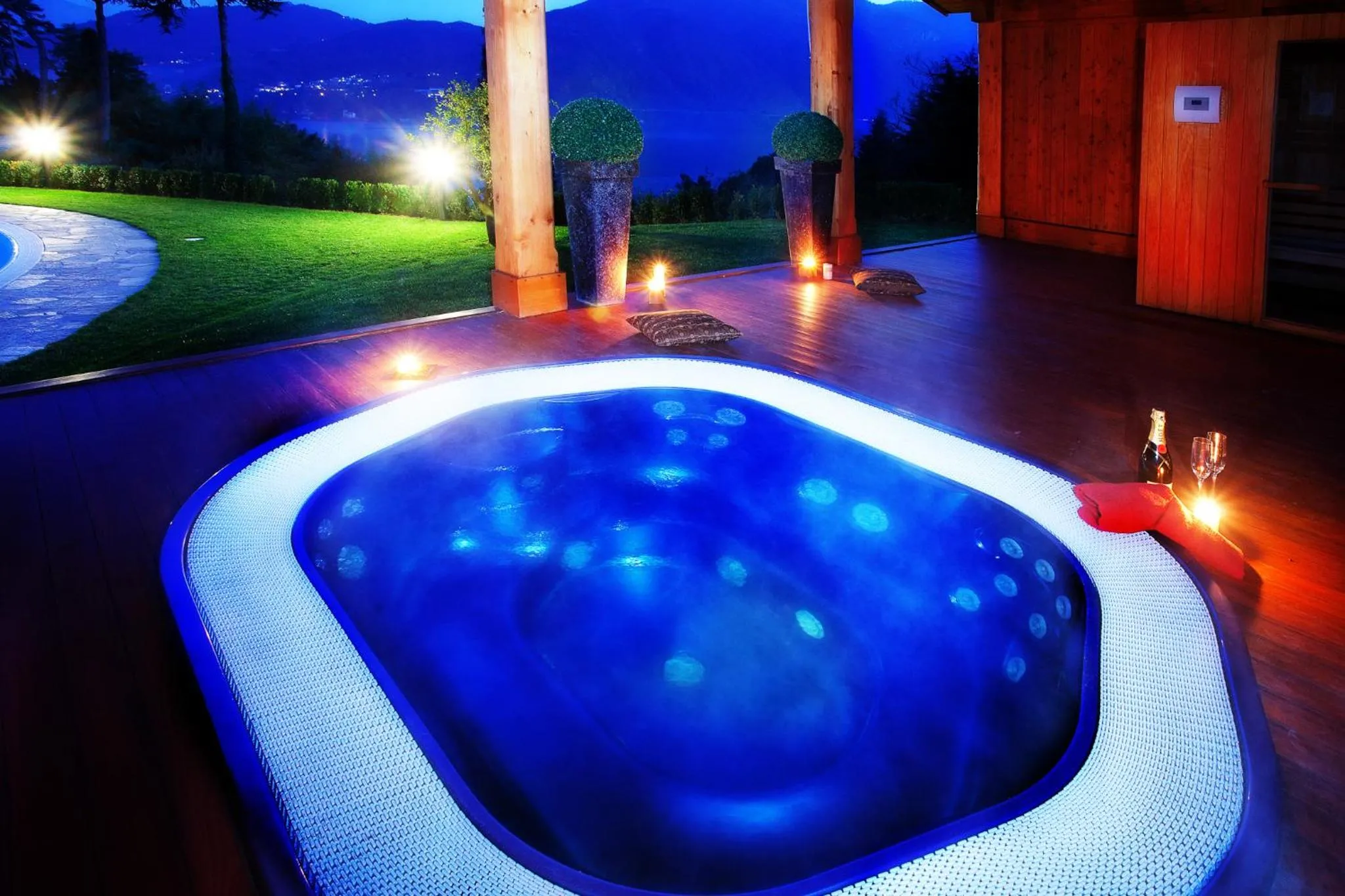 Sauna in Tremezzo Residence 3-1 of 11 apartments in an exclusive residence by Italian Apartments