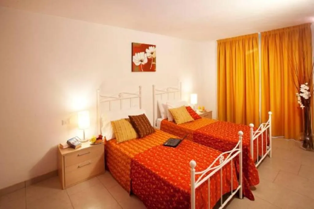 Bedroom, Bed in Tremezzo Residence 3-1 of 11 apartments in an exclusive residence by Italian Apartments