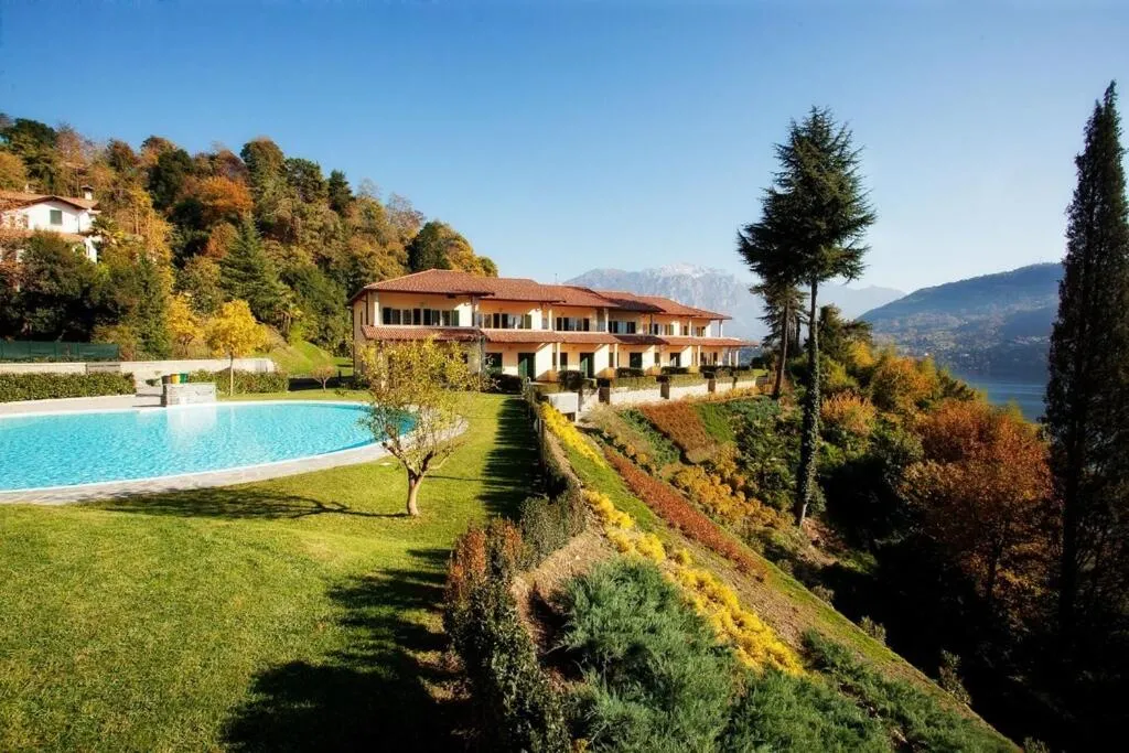 Property building in Tremezzo Residence 3-1 of 11 apartments in an exclusive residence by Italian Apartments