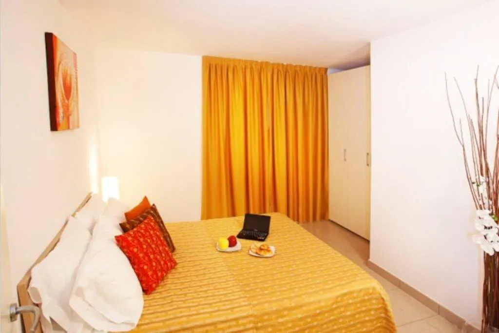 Bedroom, Bed in Tremezzo Residence 3-1 of 11 apartments in an exclusive residence by Italian Apartments