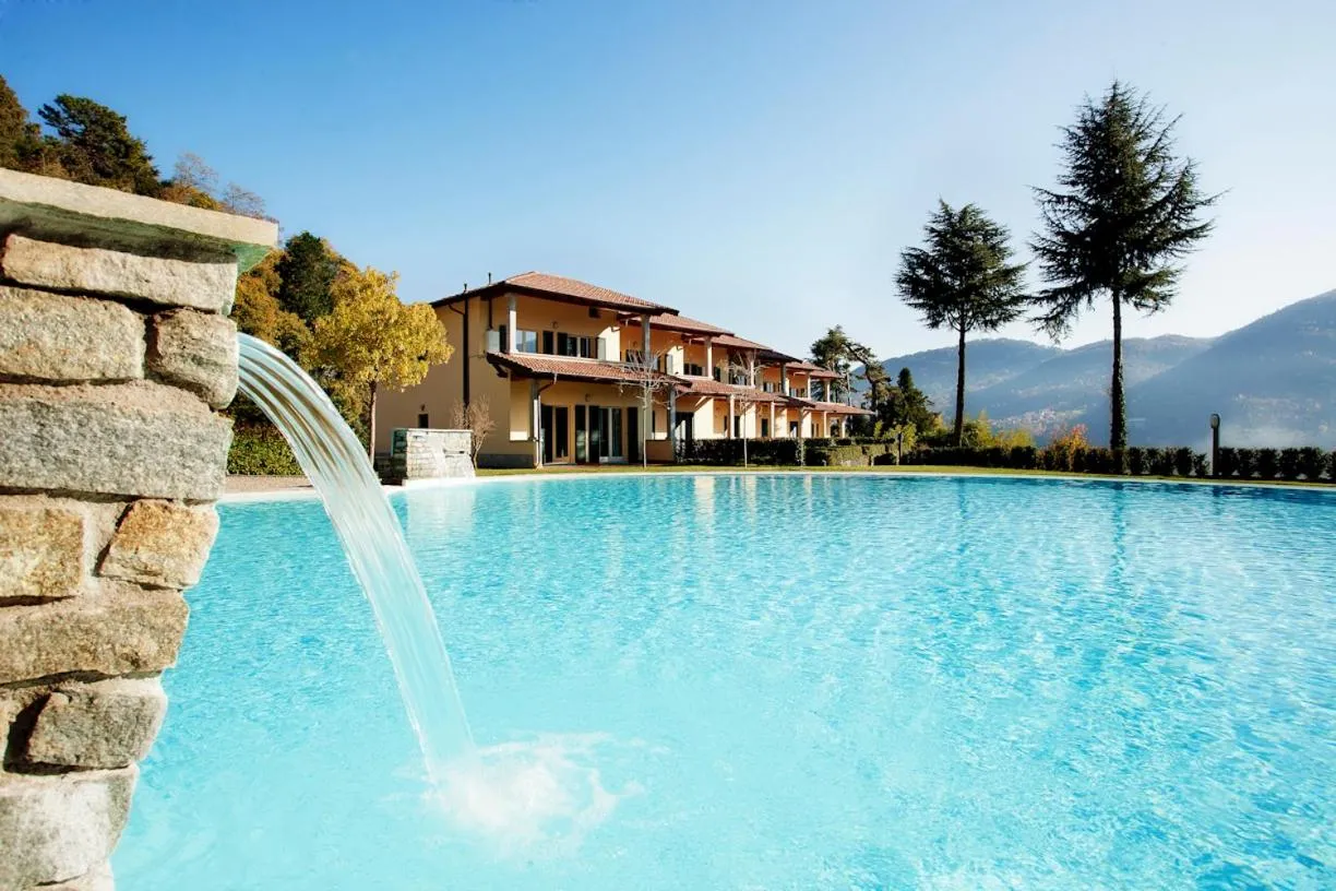 Property building in Tremezzo Residence 3-1 of 11 apartments in an exclusive residence by Italian Apartments