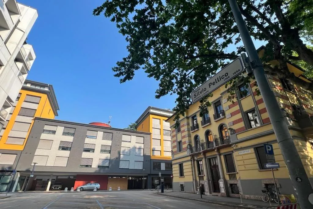 Property building in YUGOGO PELLICO 8 Trento Centro
