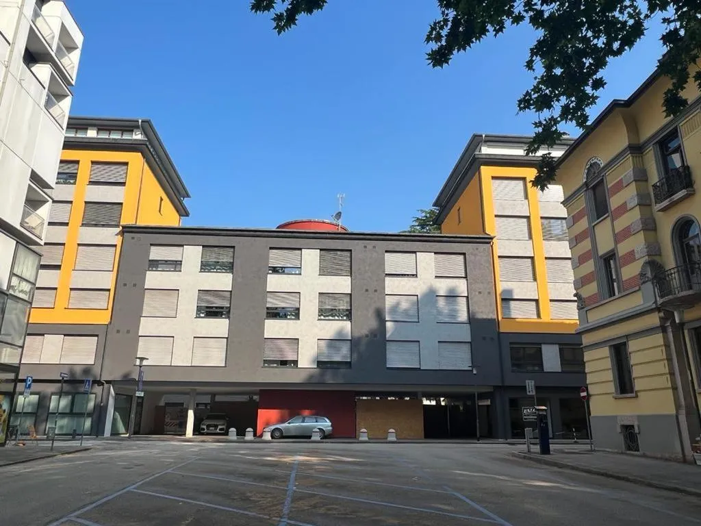 Property building in YUGOGO PELLICO 8 Trento Centro