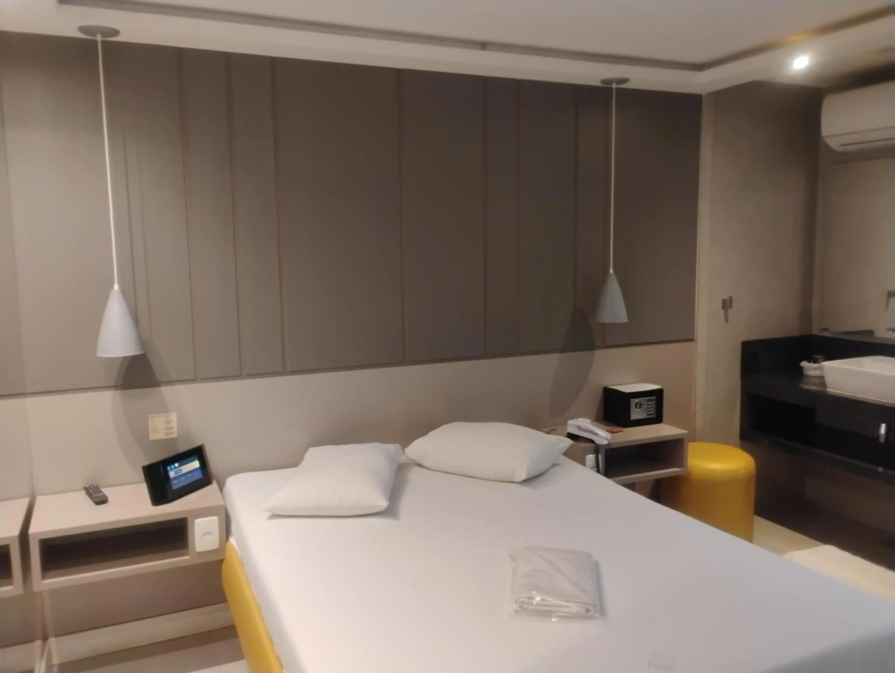 Bed in BAMBINA HOTEL -Adultos Somente