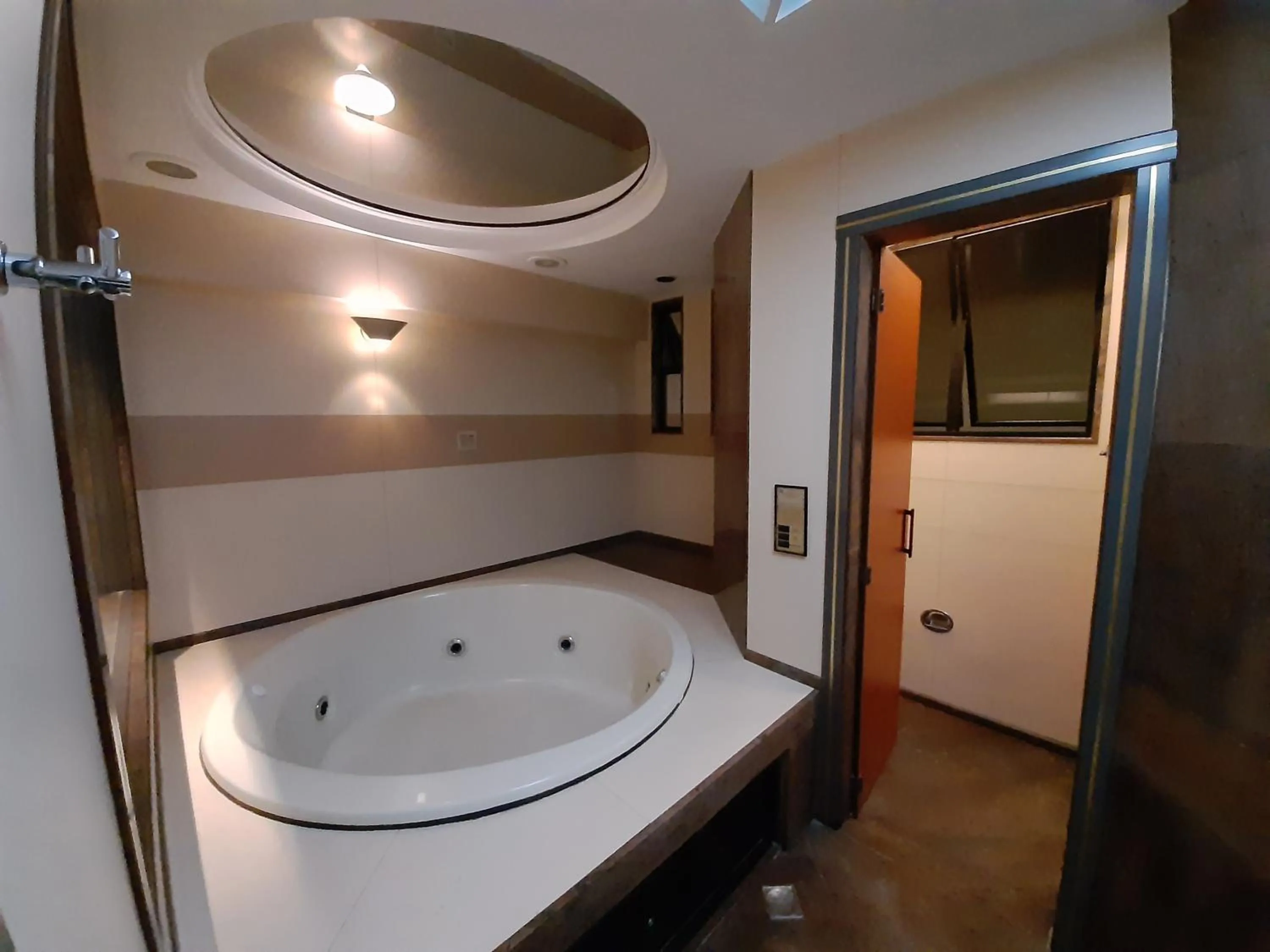 BAMBINA HOTEL -Adultos Somente