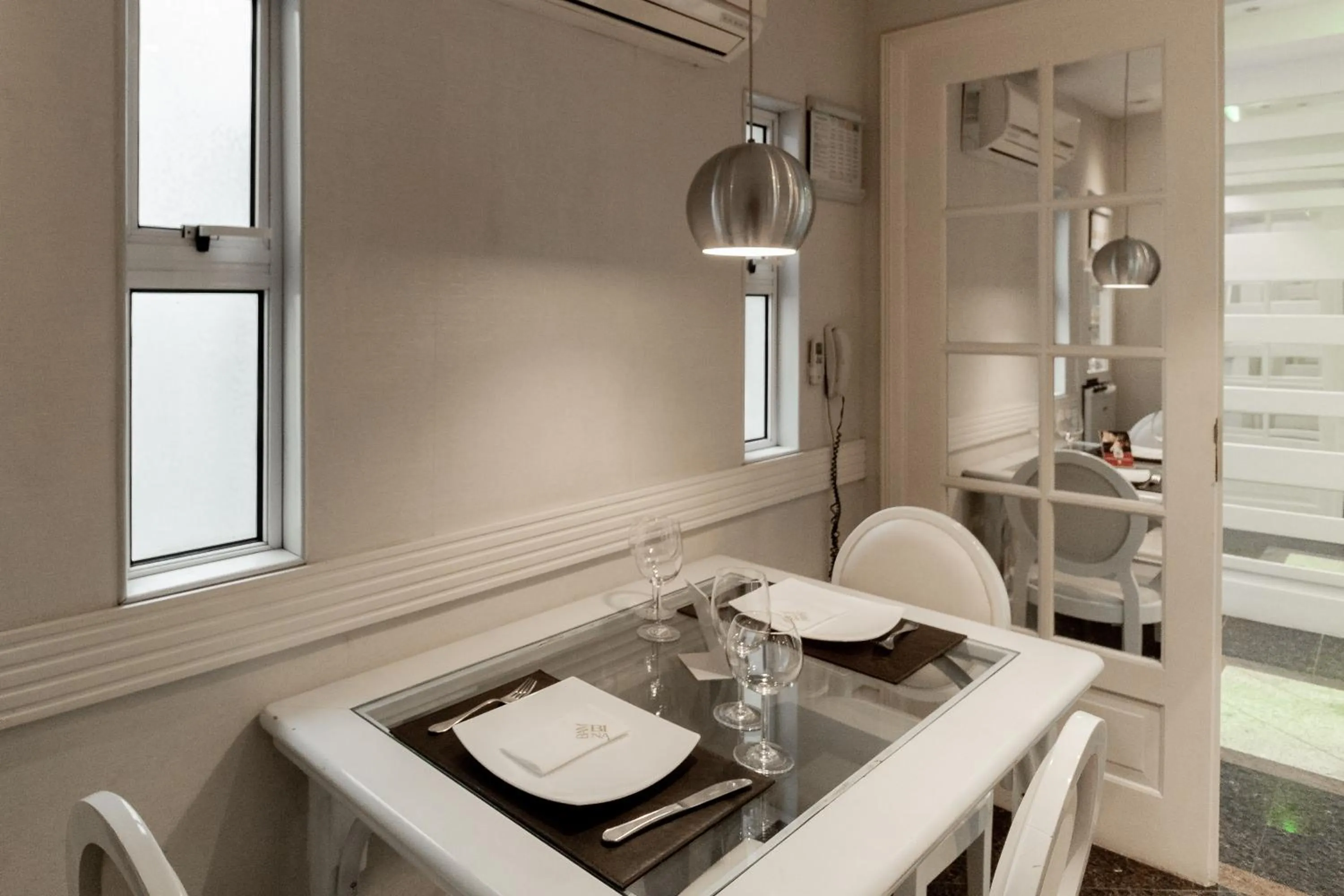 BAMBINA HOTEL -Adultos Somente