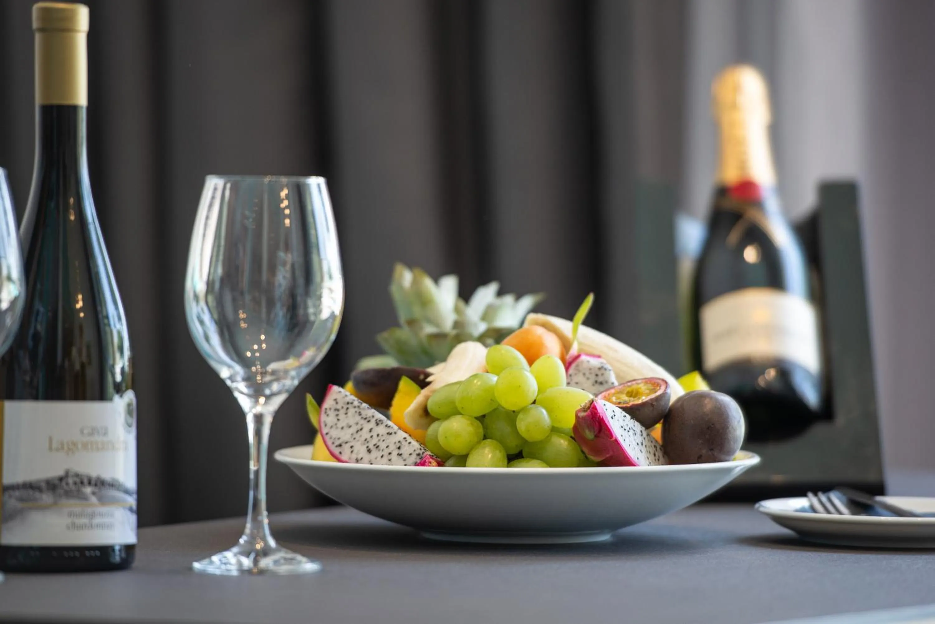 Food and drinks in Lagomandra Luxury Suites with Private Pools