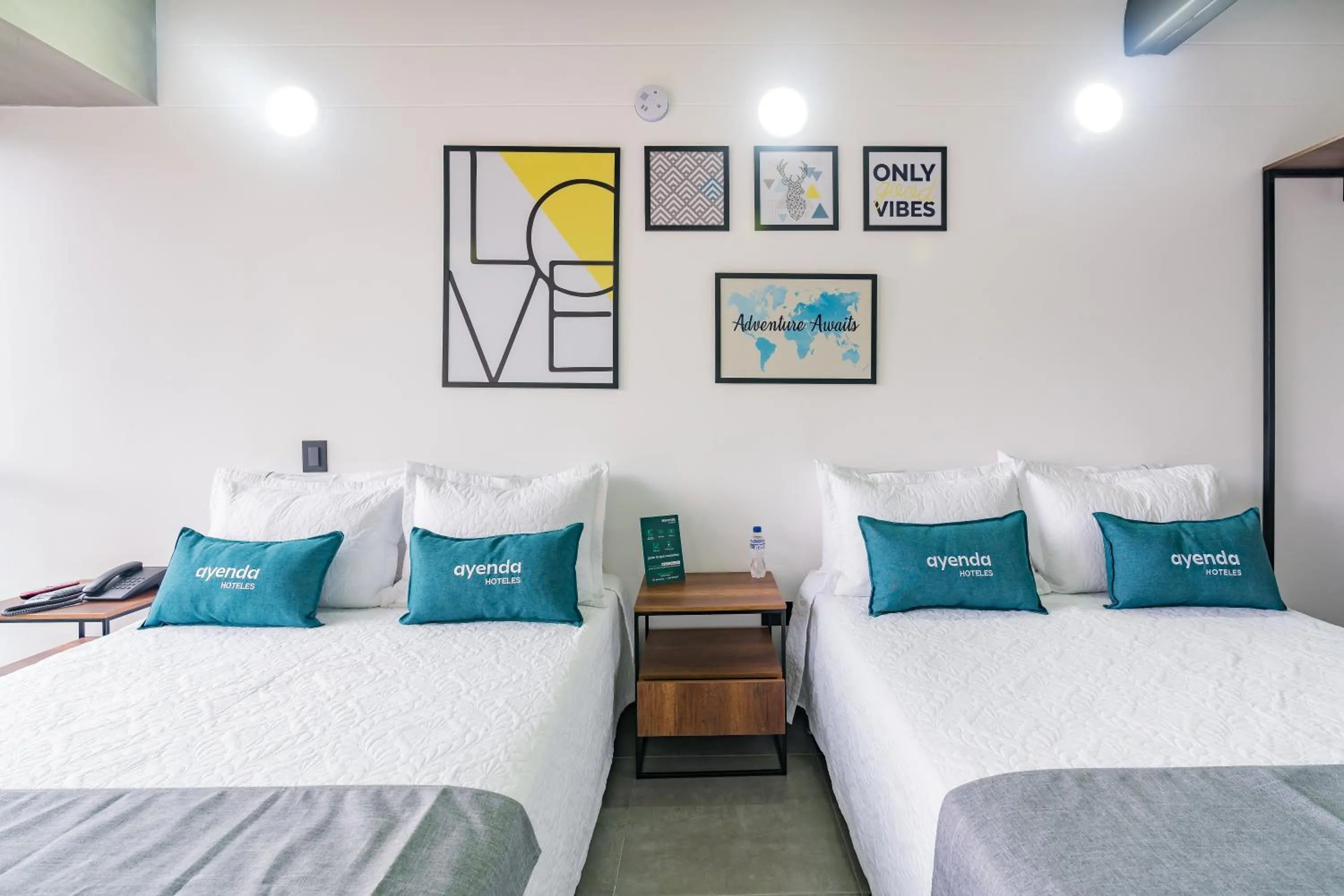 Photo of the whole room, Bed in Loft 32 Medellín Living