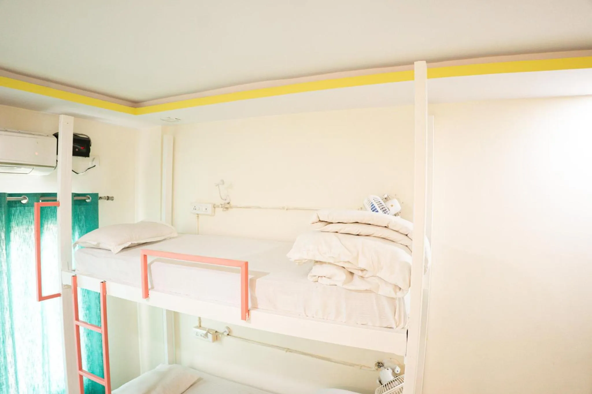 Bedroom, Bed in Trippme Rishikesh, formerly The Sweven