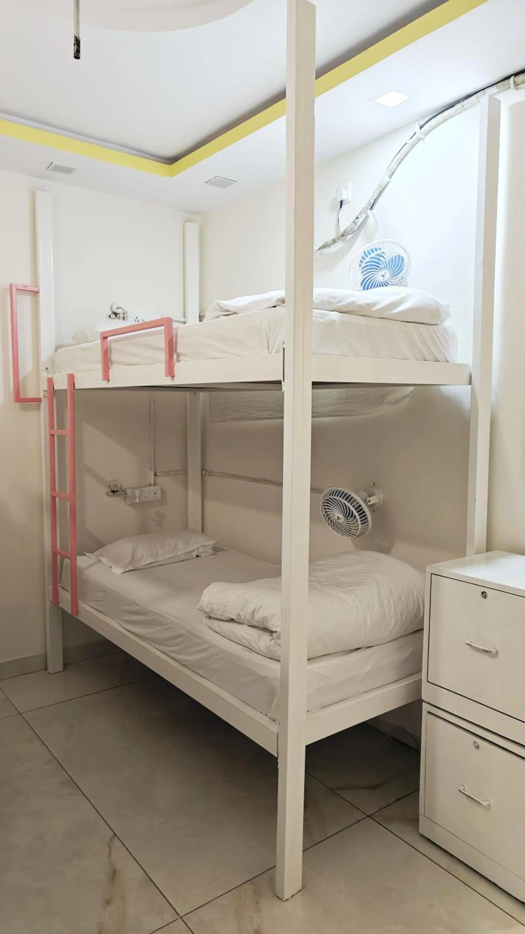 Bedroom, Bed in Trippme Rishikesh, formerly The Sweven