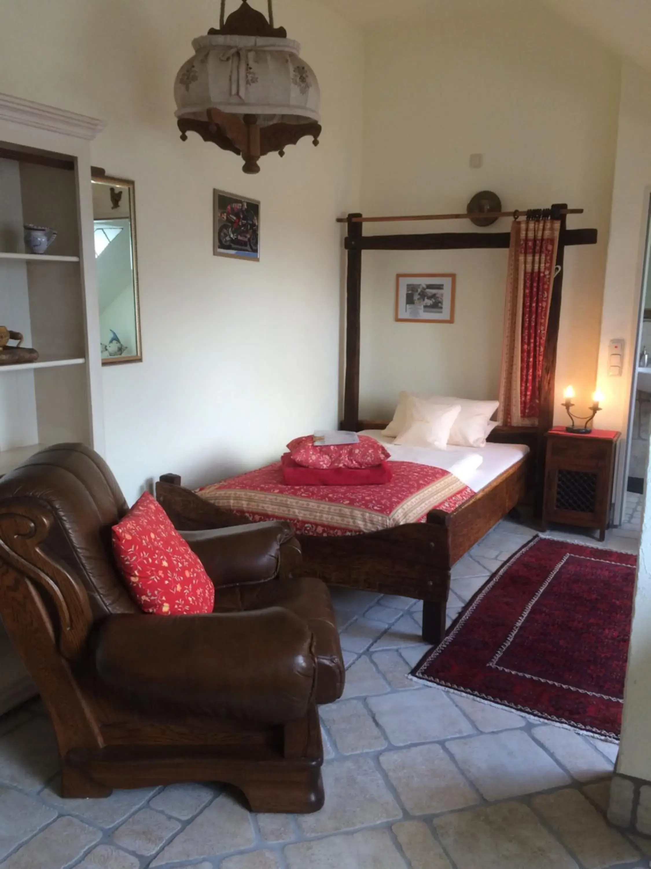 Single Room with Garden View - single occupancy in Domizil Hotel Düren "Kastanienhof" Single Room with Garden View - single occupancy in Domizil Hotel Düren "Kastanienhof"