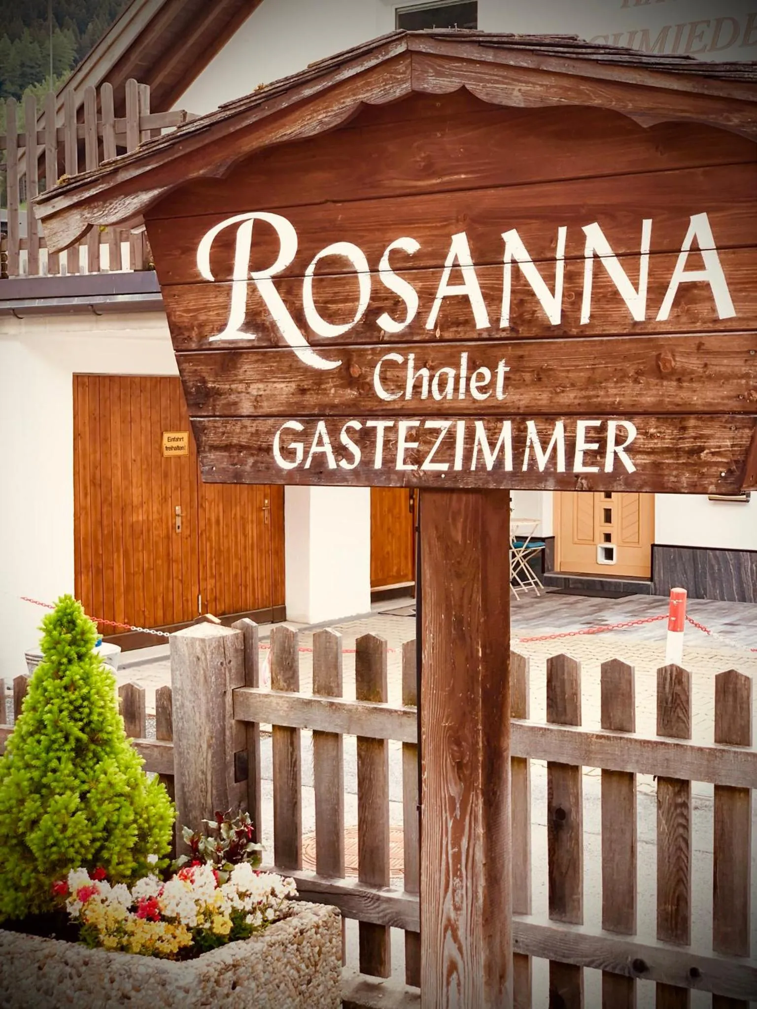 Parking in Chalet Rosanna