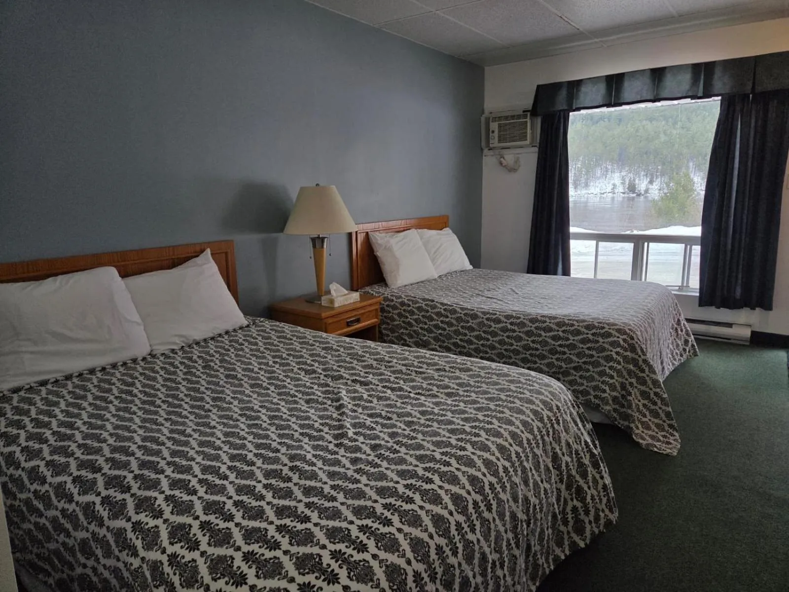 Valois Motel & Restaurant