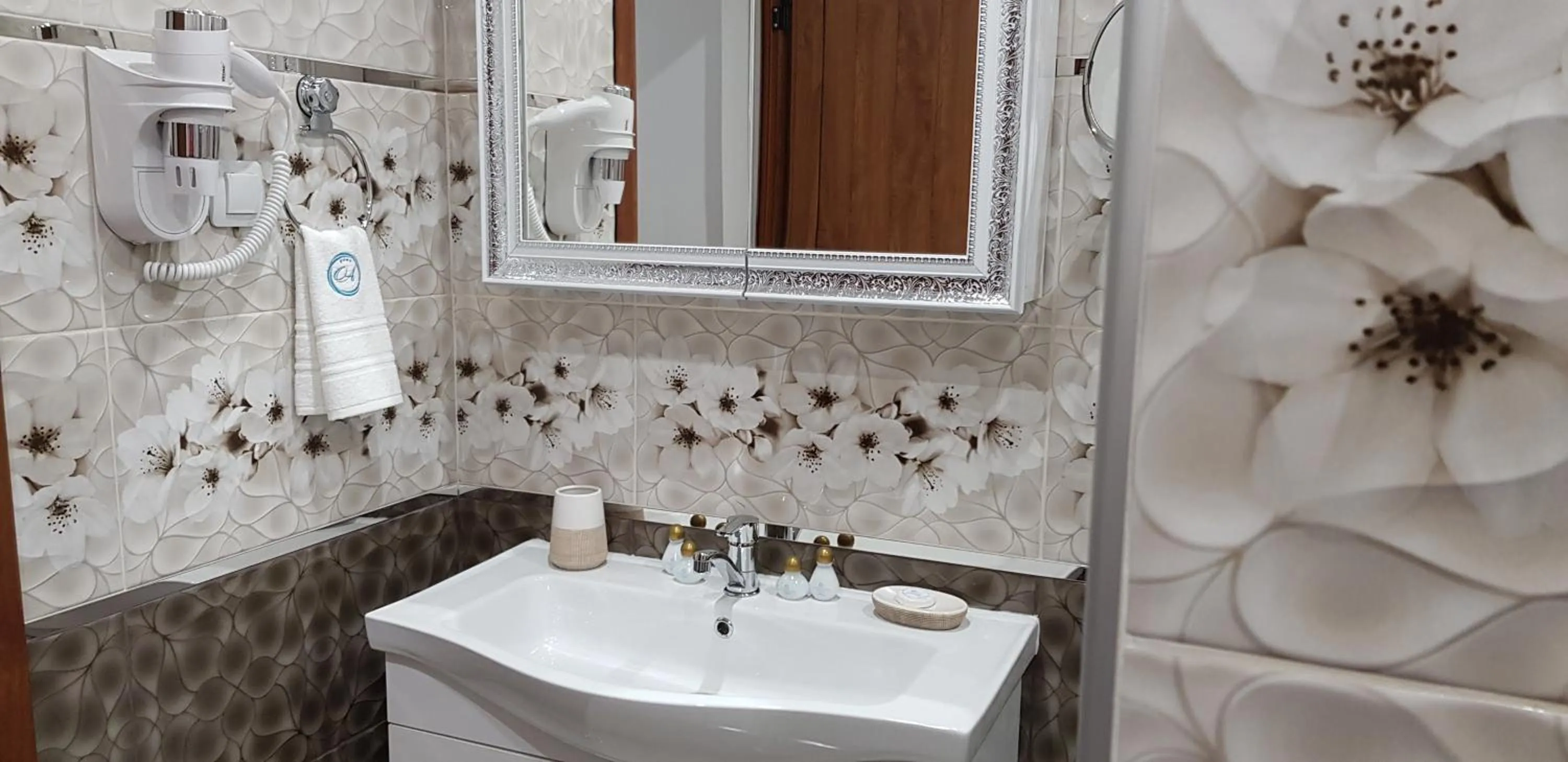 Bathroom in Aparthotel Olympus Plaza - SPA & Indoor Pool