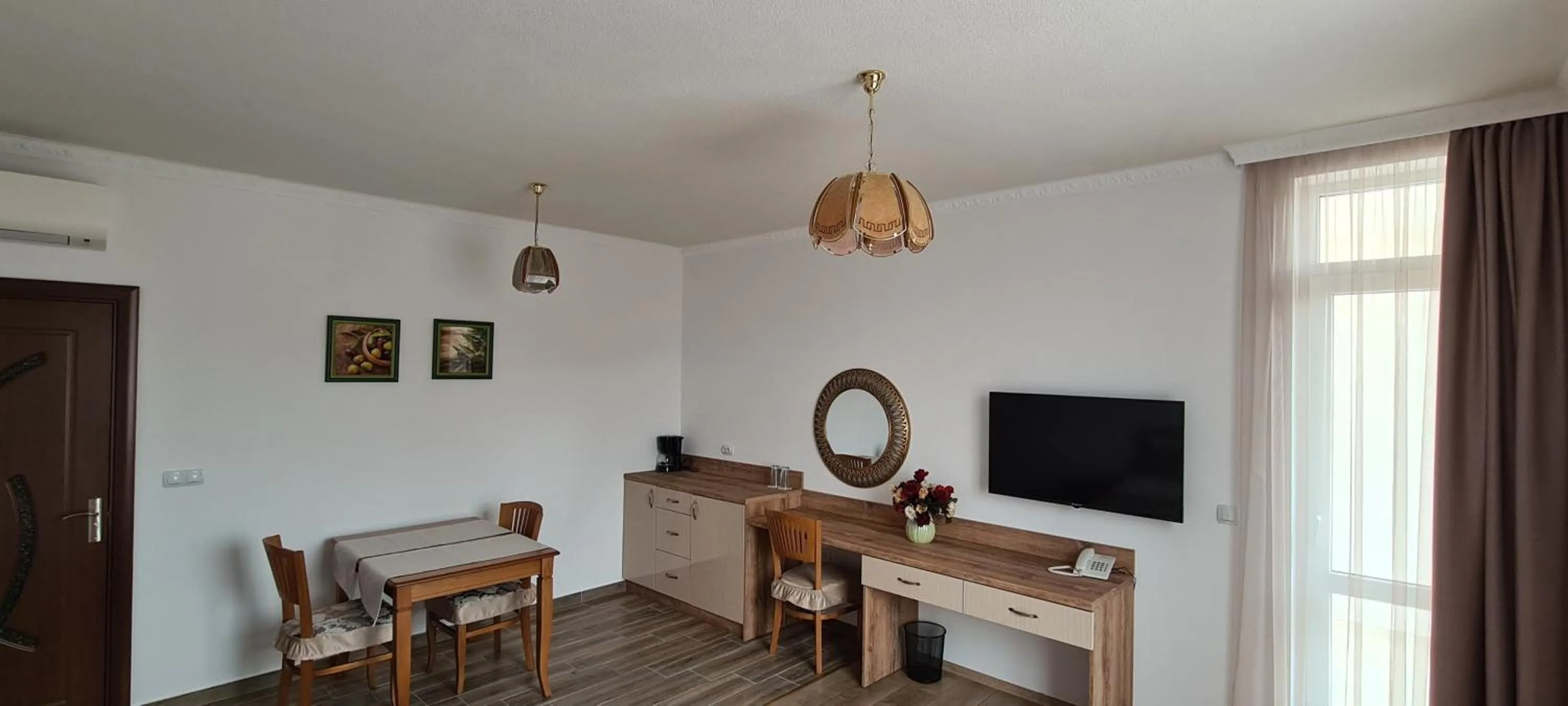 TV and multimedia in Aparthotel Olympus Plaza - SPA & Indoor Pool