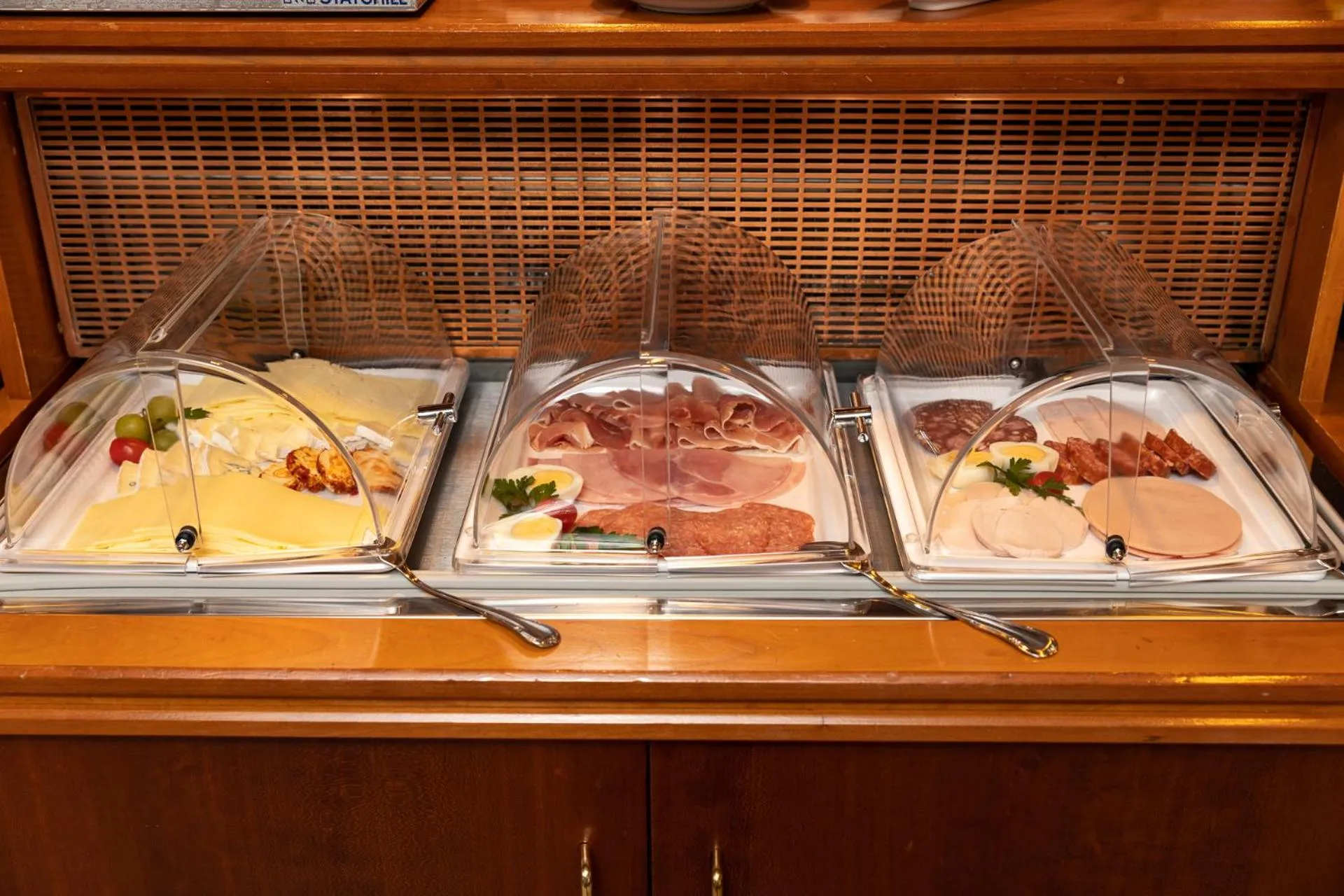 Buffet breakfast in Hotel Schomacker