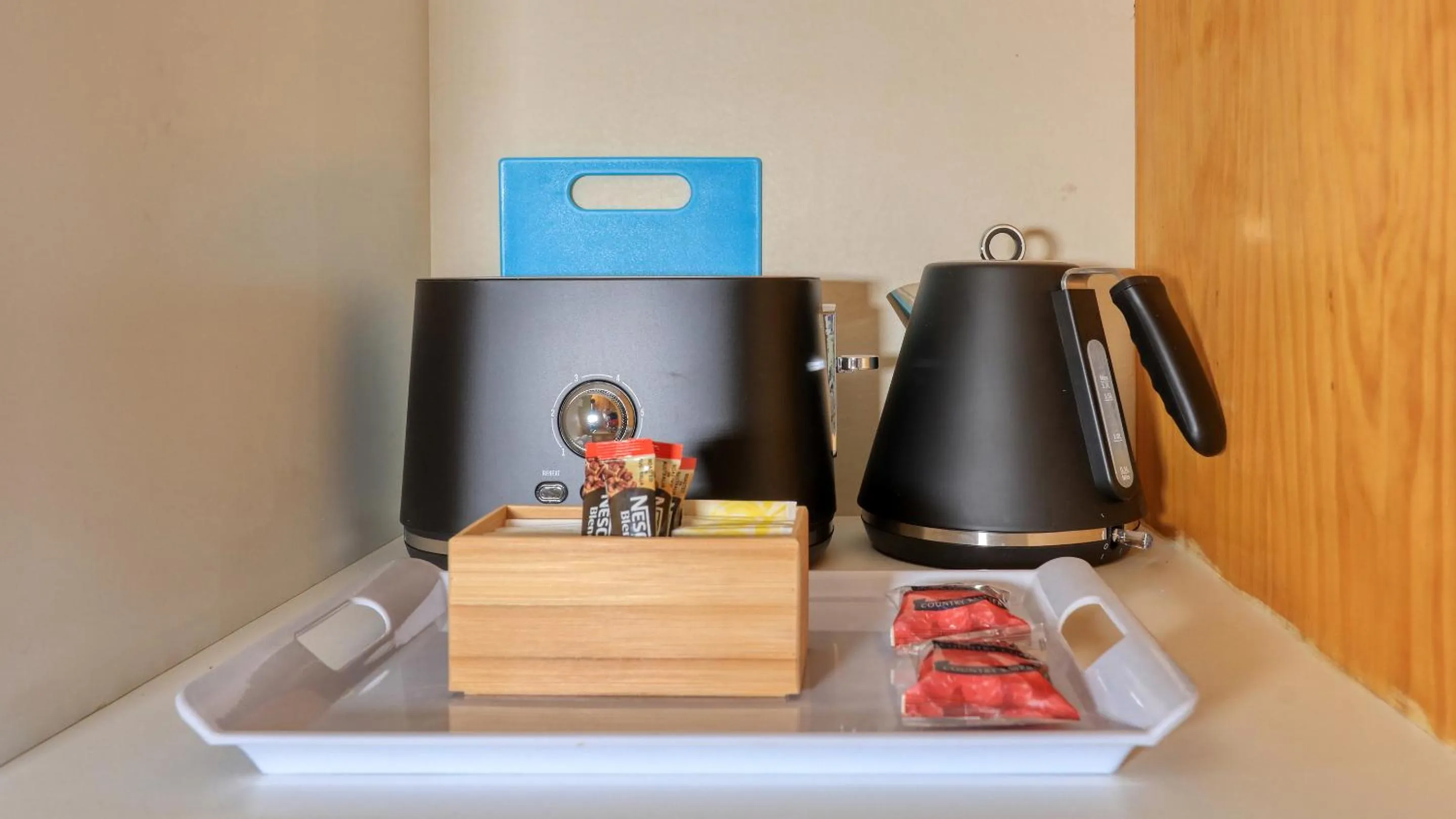 Coffee/tea facilities in Barham Riverland Motel