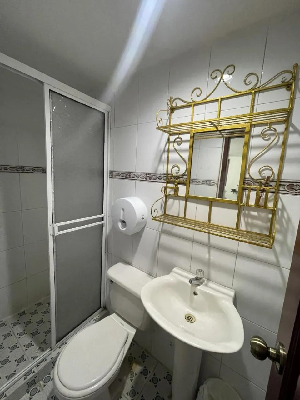 Bathroom in Hotel Mangata