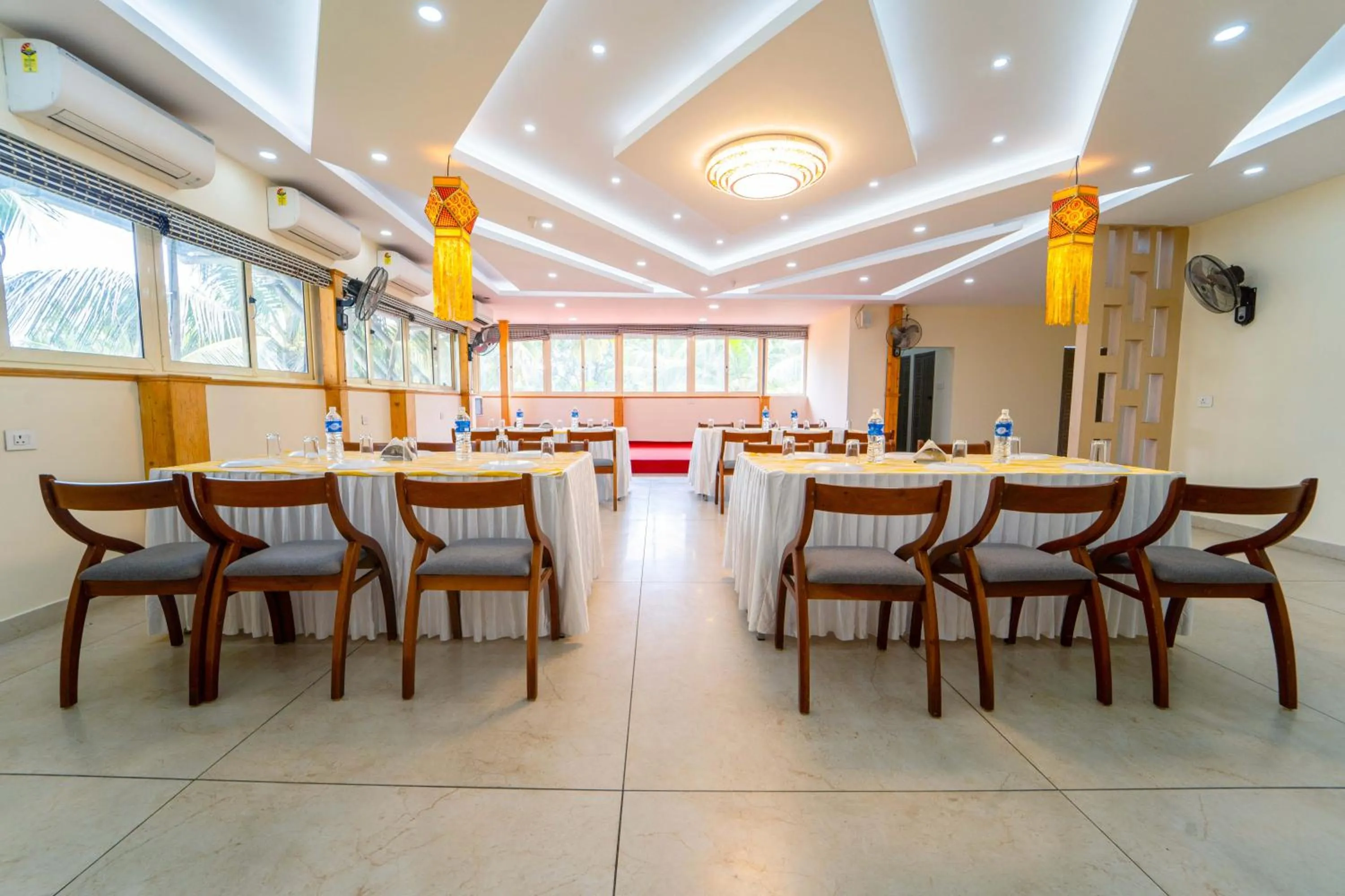 Banquet/Function facilities in Treebo Sree Varshavilas Regency, 500 Mtrs From Guruvayoor Temple