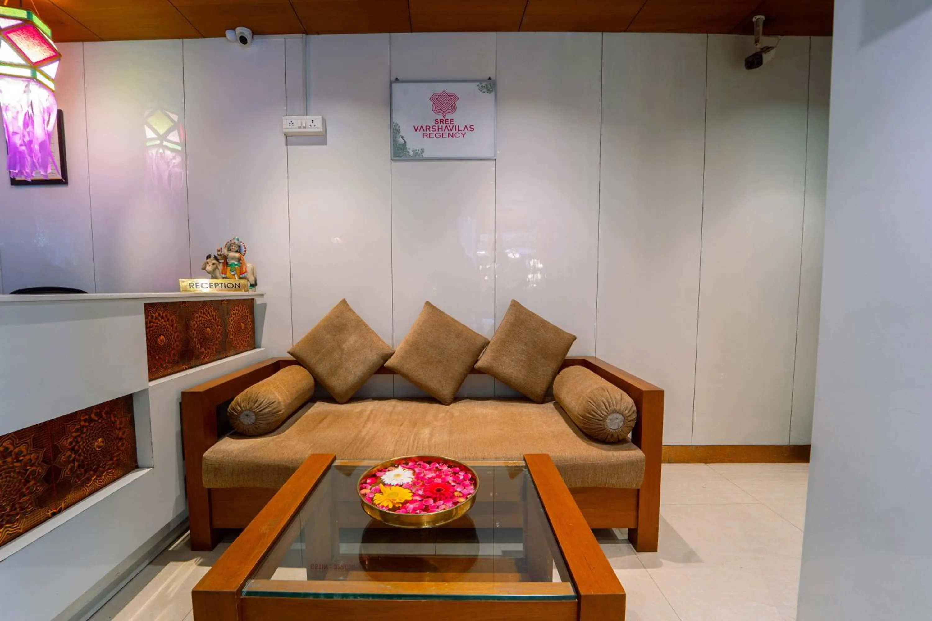 Seating area in Treebo Sree Varshavilas Regency, 500 Mtrs From Guruvayoor Temple