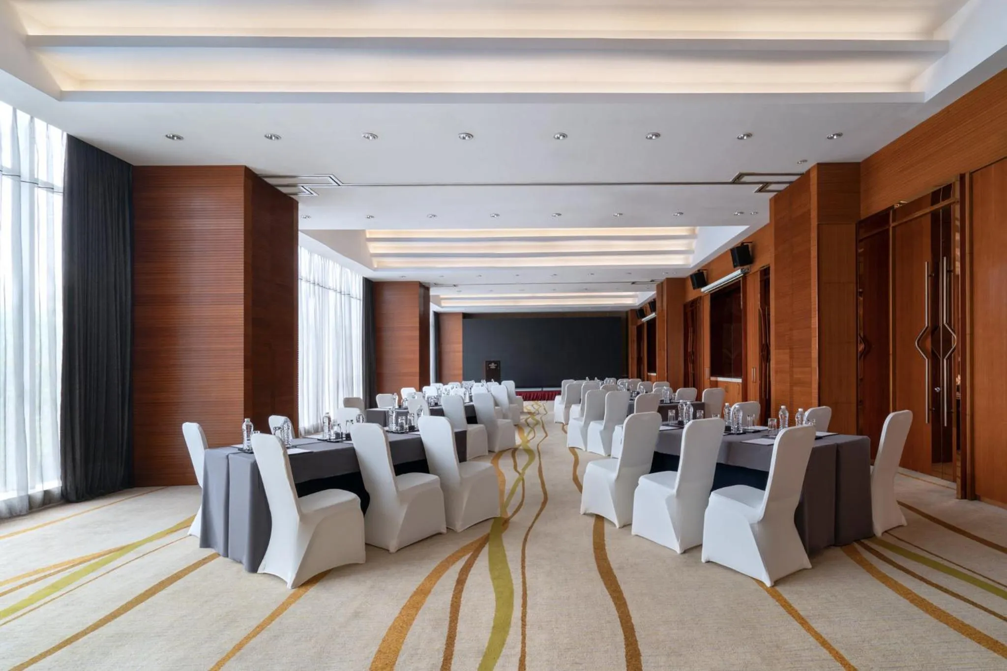 Meeting/conference room in Crowne Plaza Beijing Sun Palace, an IHG Hotel