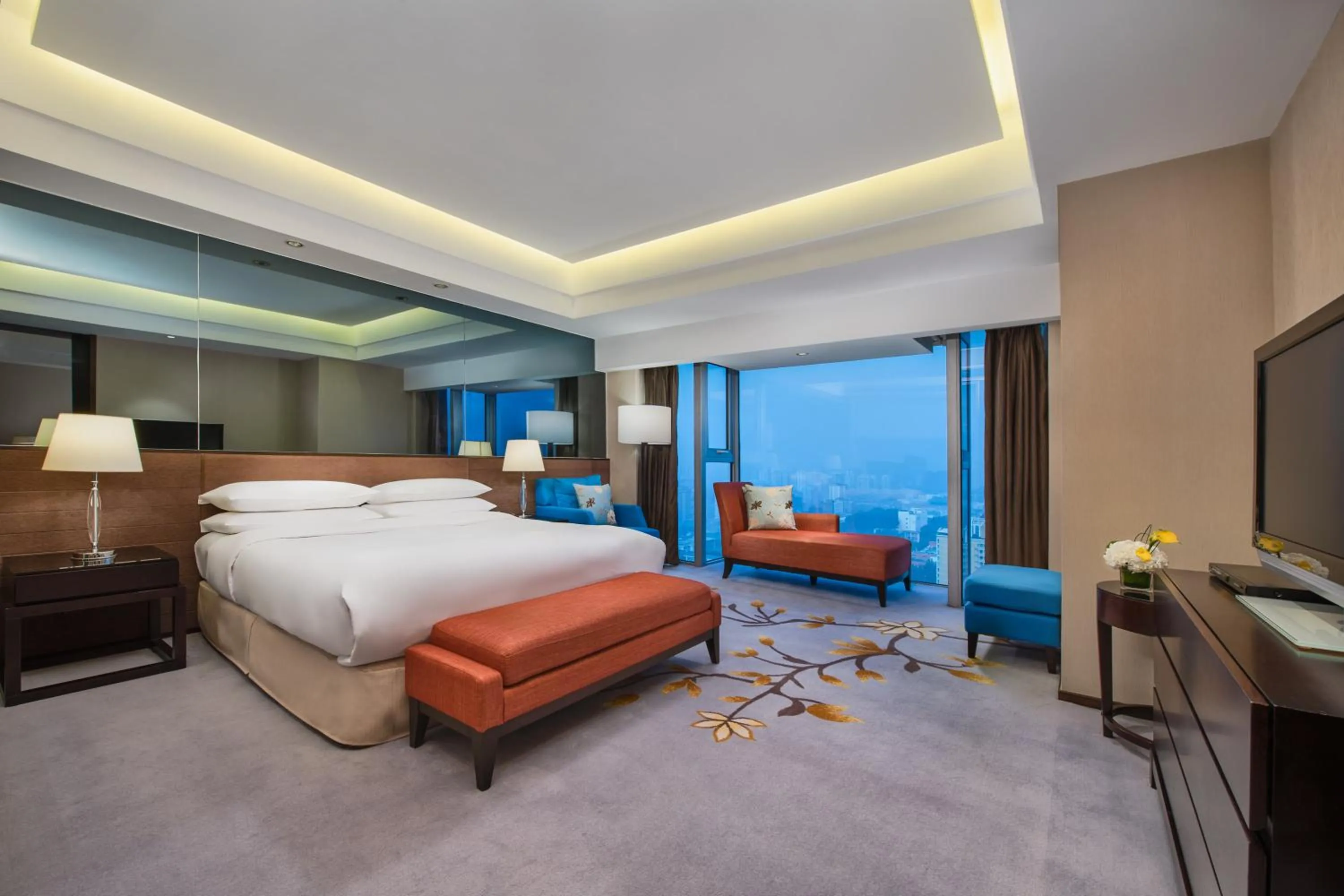 Photo of the whole room, Bed in Crowne Plaza Beijing Sun Palace, an IHG Hotel