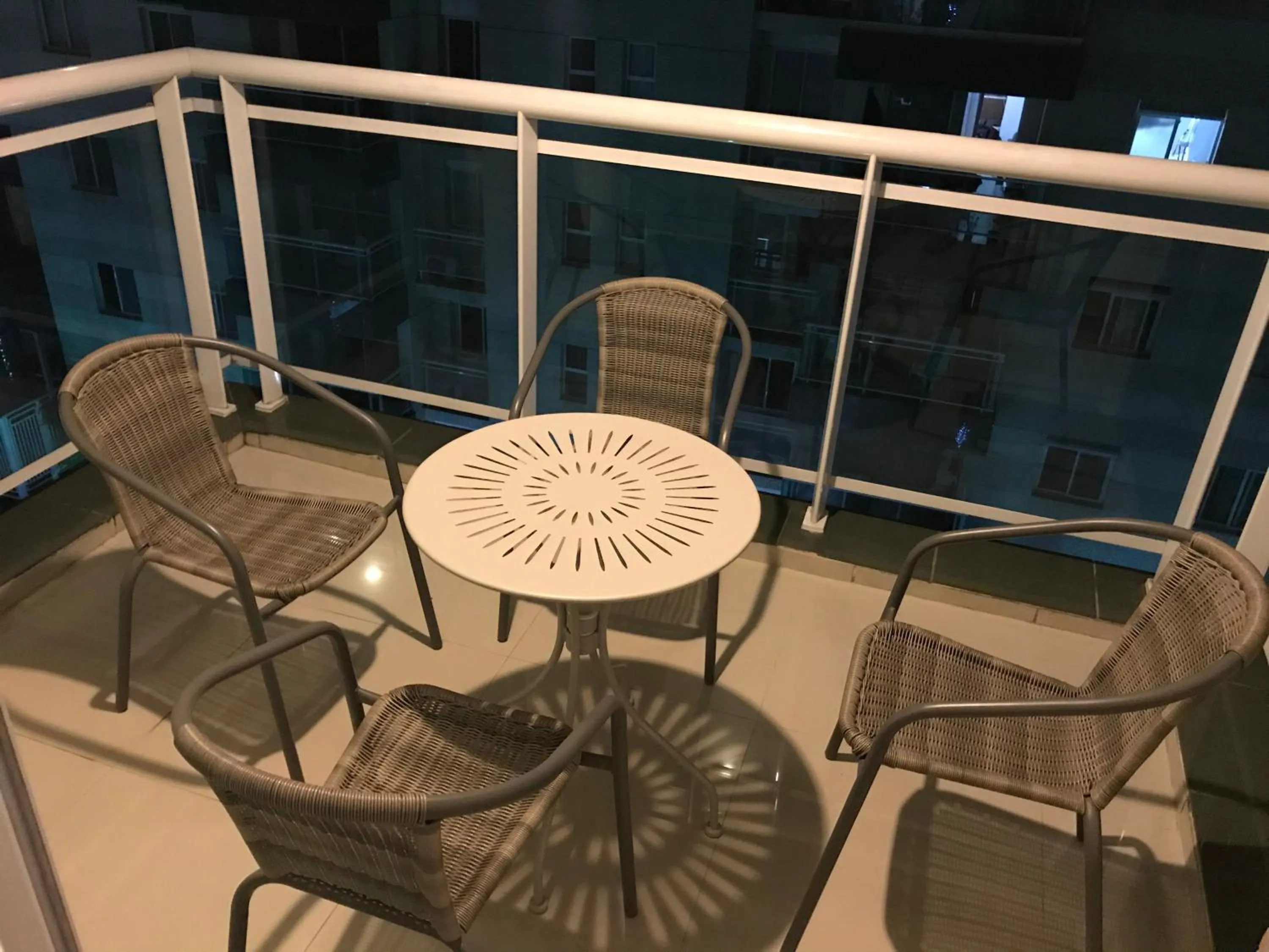Apto em Jatiúca, na Orla, Índia, JTR, LPires