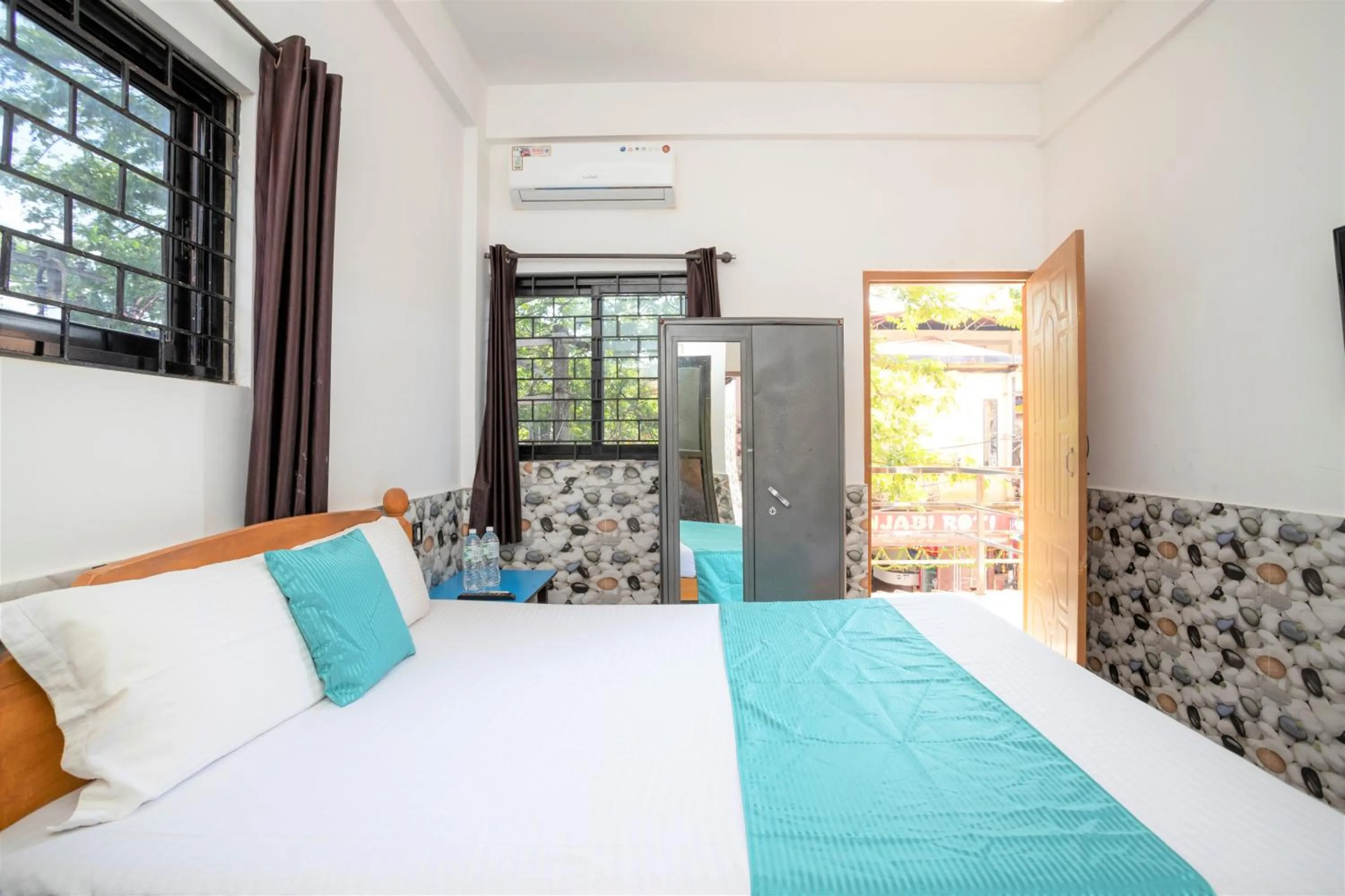 Bedroom, Bed in Marcelo Place 3