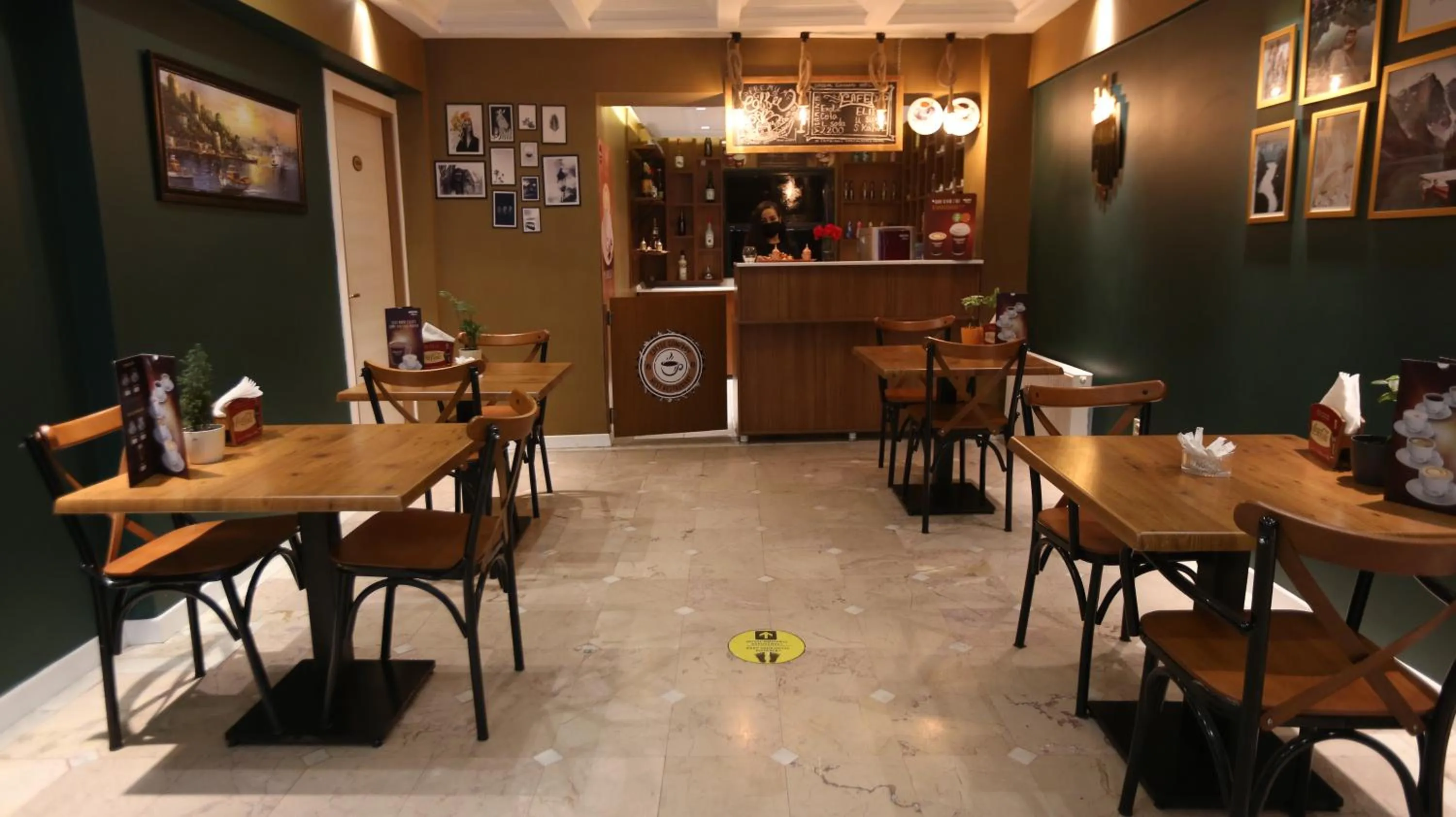 Lounge or bar in Ozio İstanbul Hotel