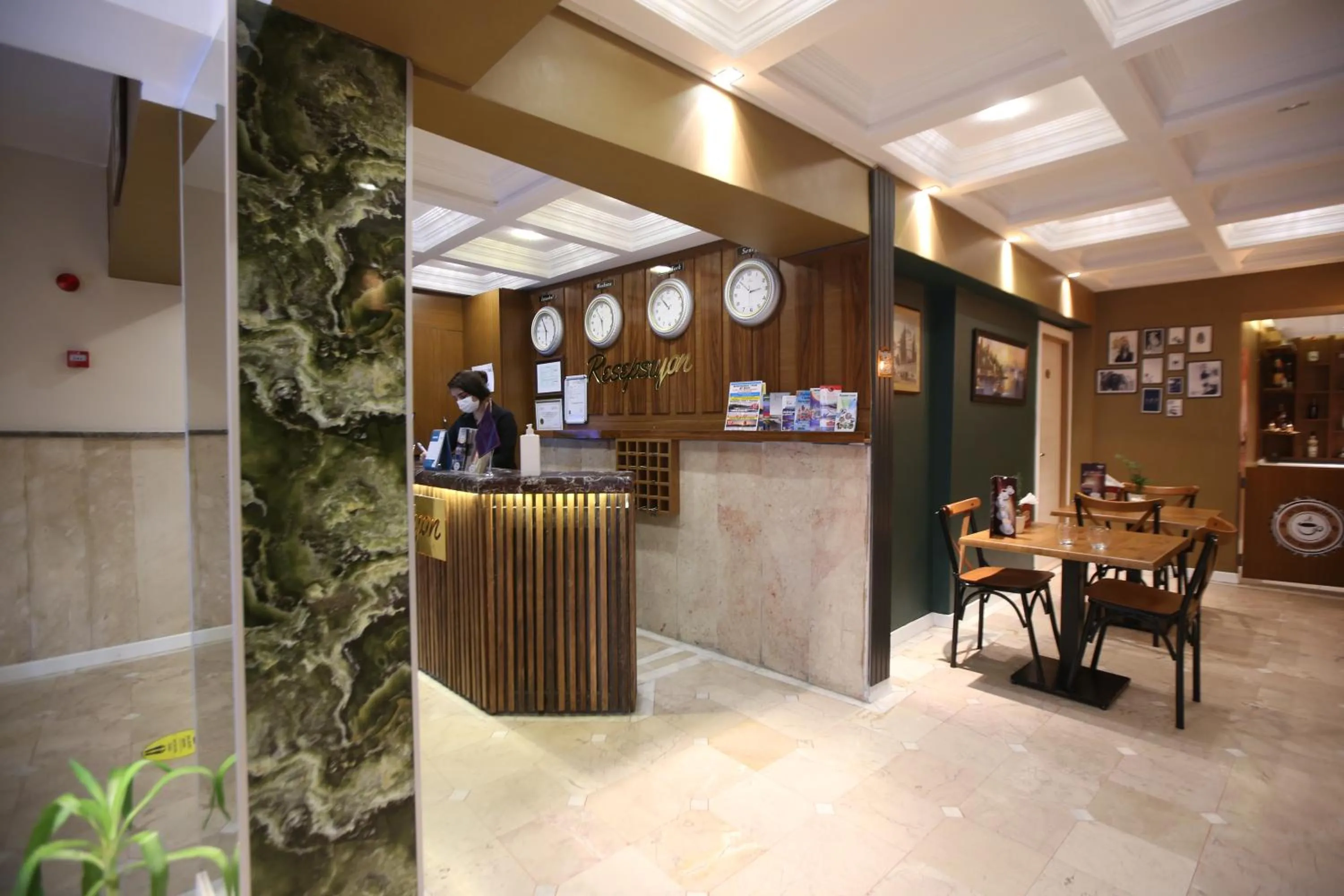 TV and multimedia in Ozio İstanbul Hotel