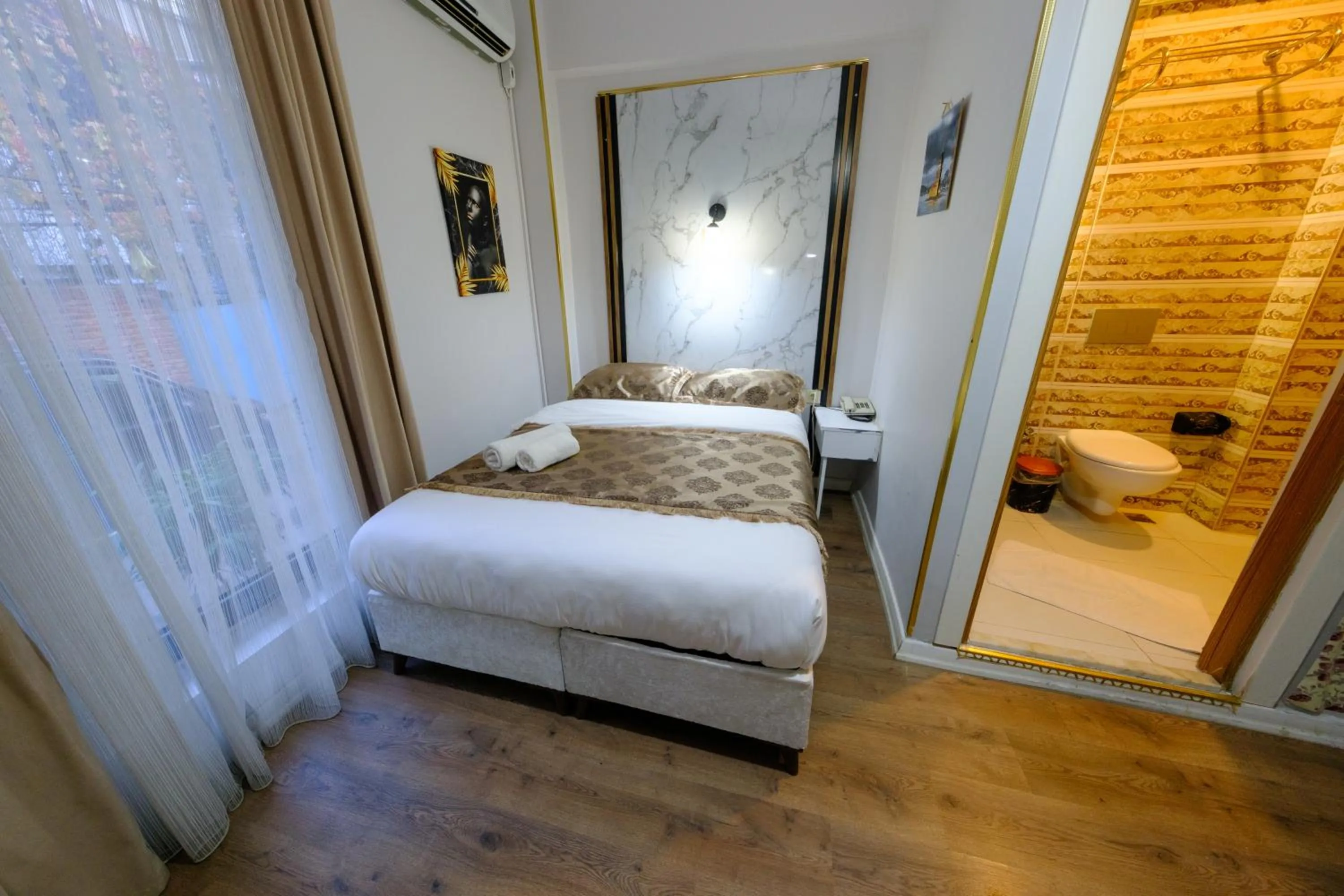 Bedroom in Ozio İstanbul Hotel
