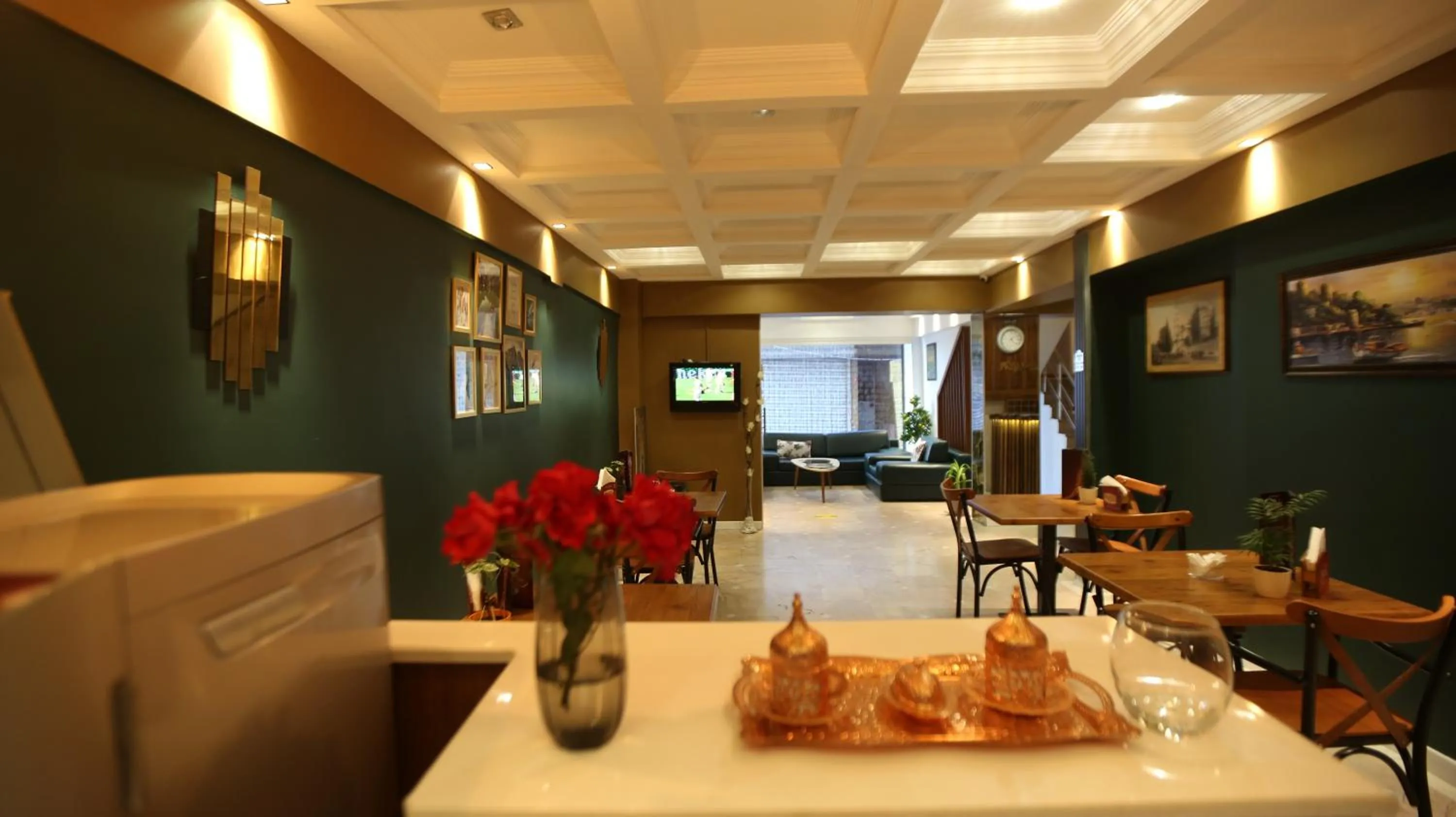 Restaurant/places to eat in Ozio İstanbul Hotel