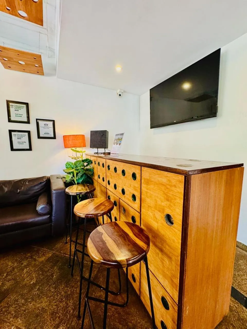 Lounge or bar in HALF Hotel, Calangute