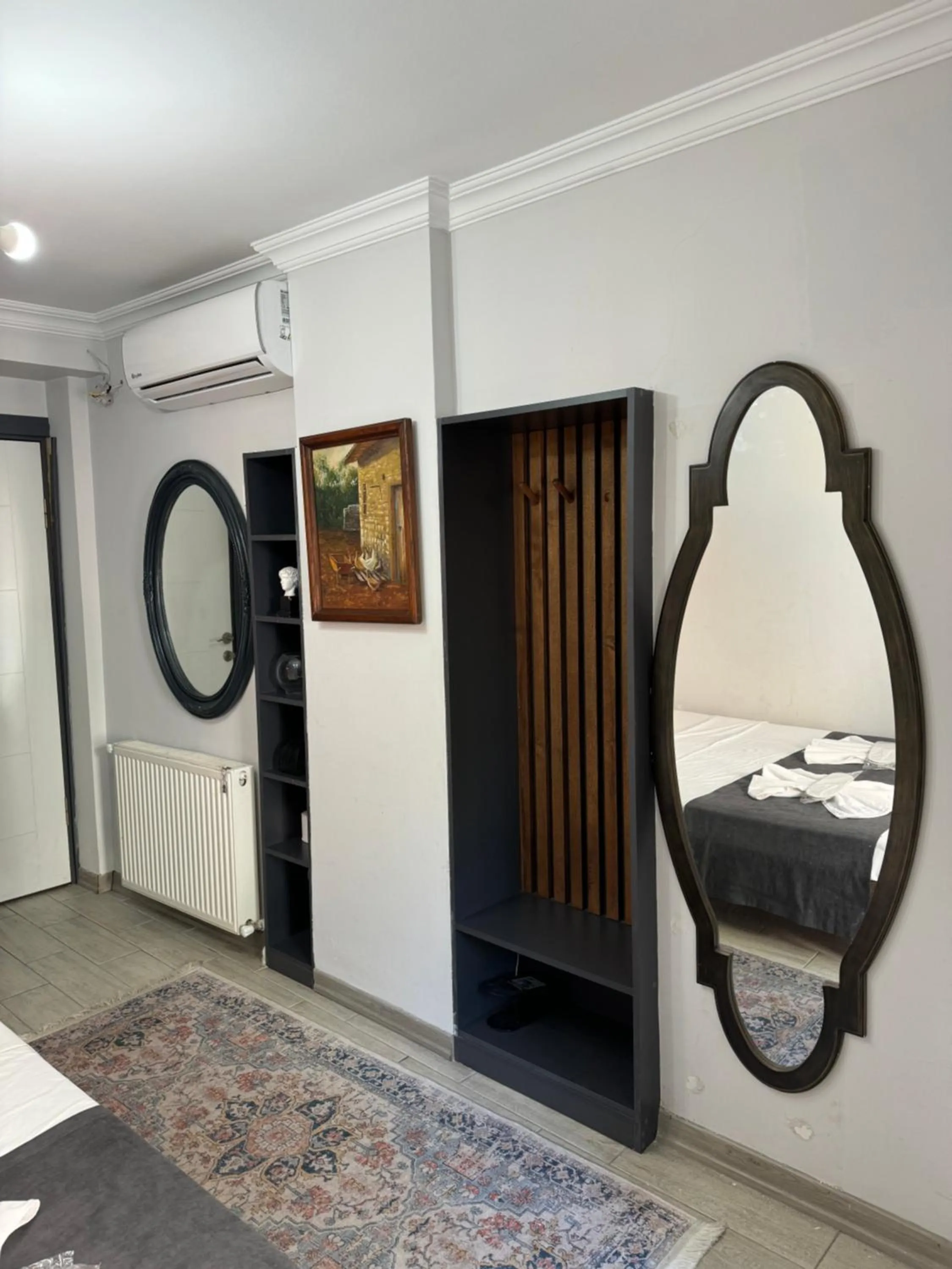 wardrobe in Valeria House