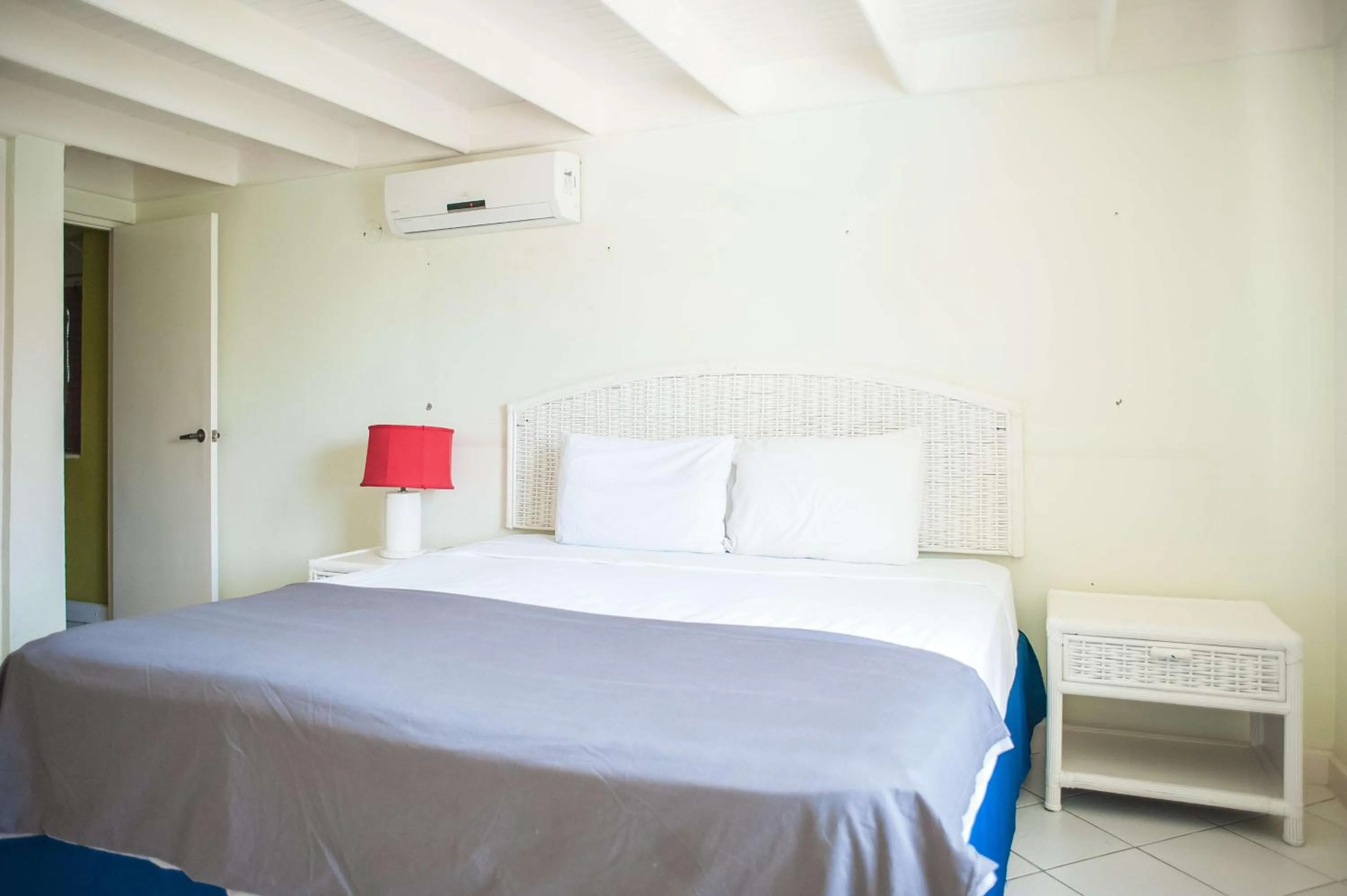 Bed in Mystic Ridge Resort