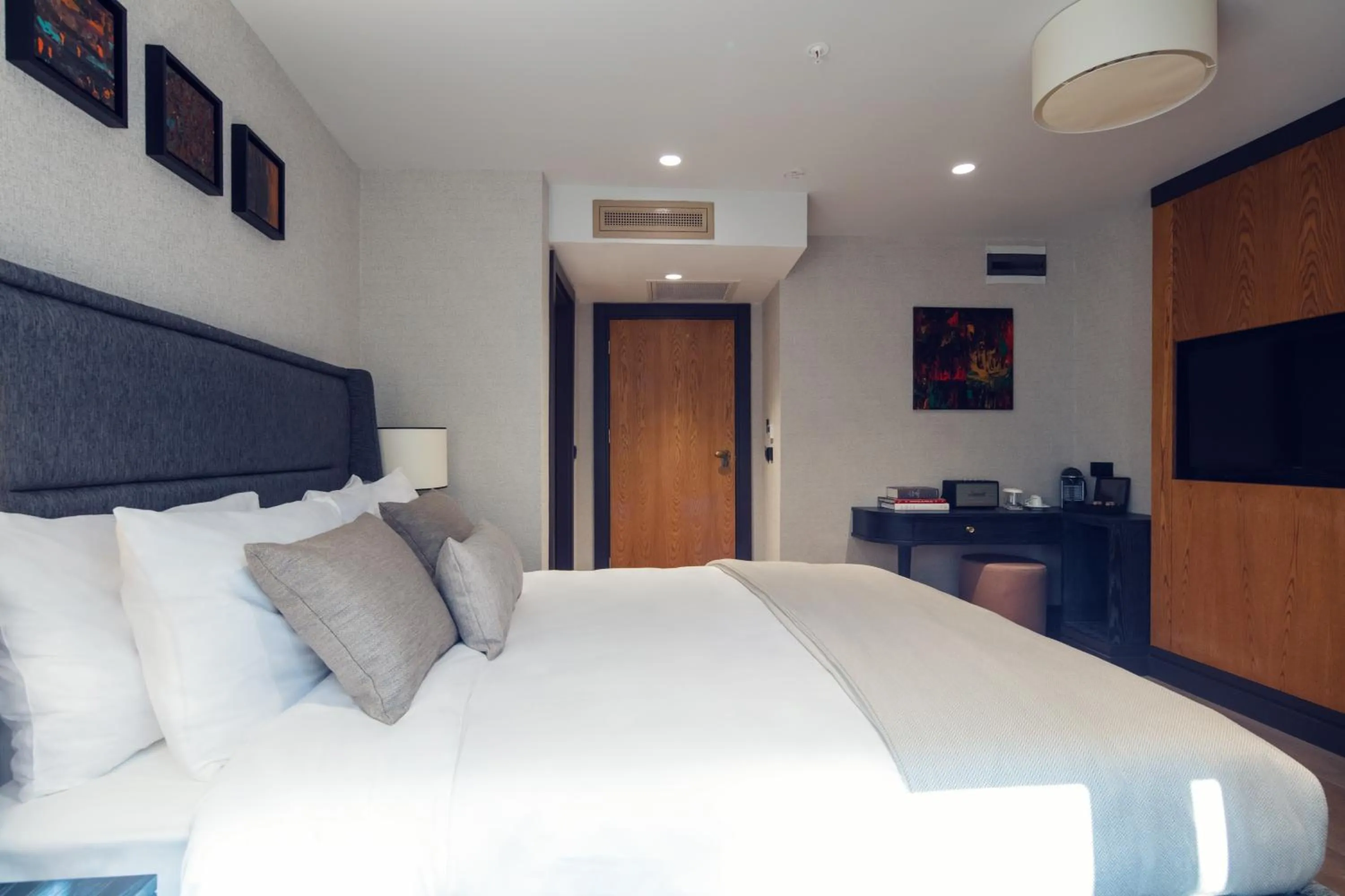 Bed in Root Karaköy