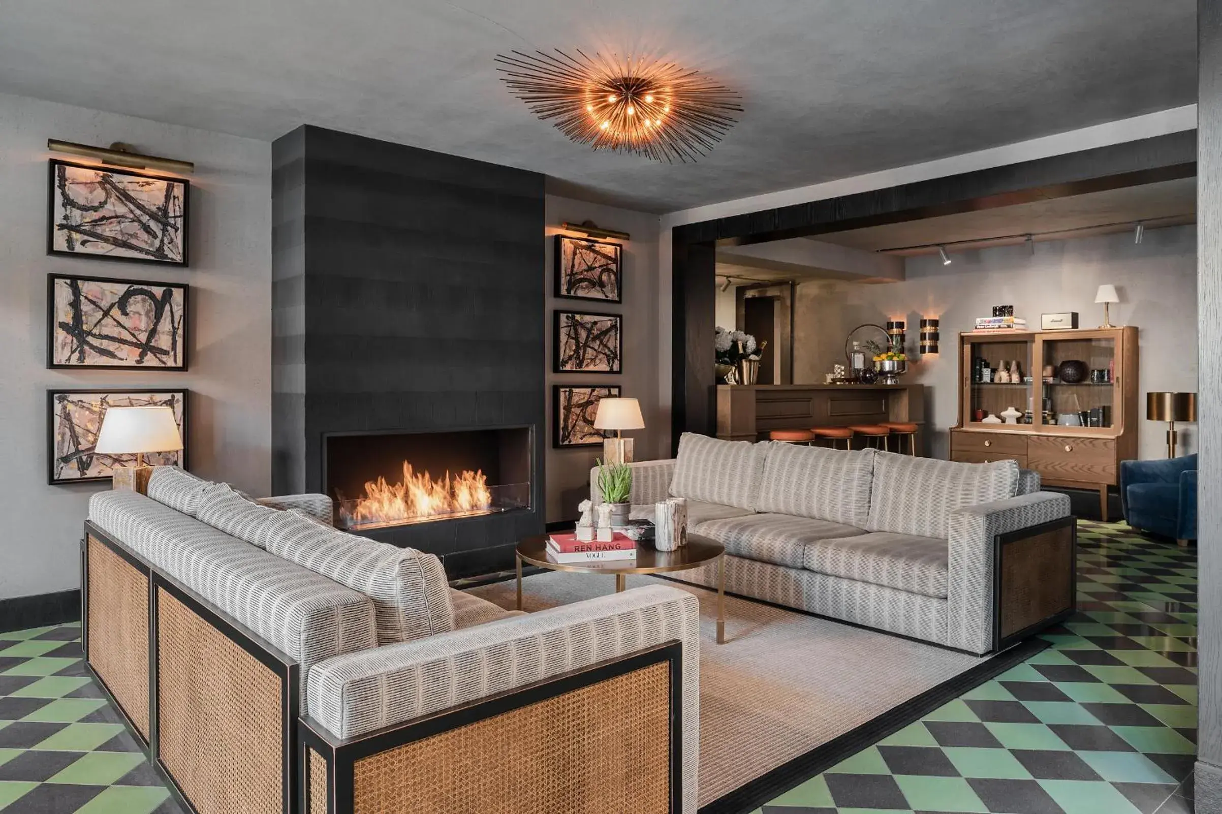 Lounge or bar in Root Karaköy Lounge or bar in Root Karaköy