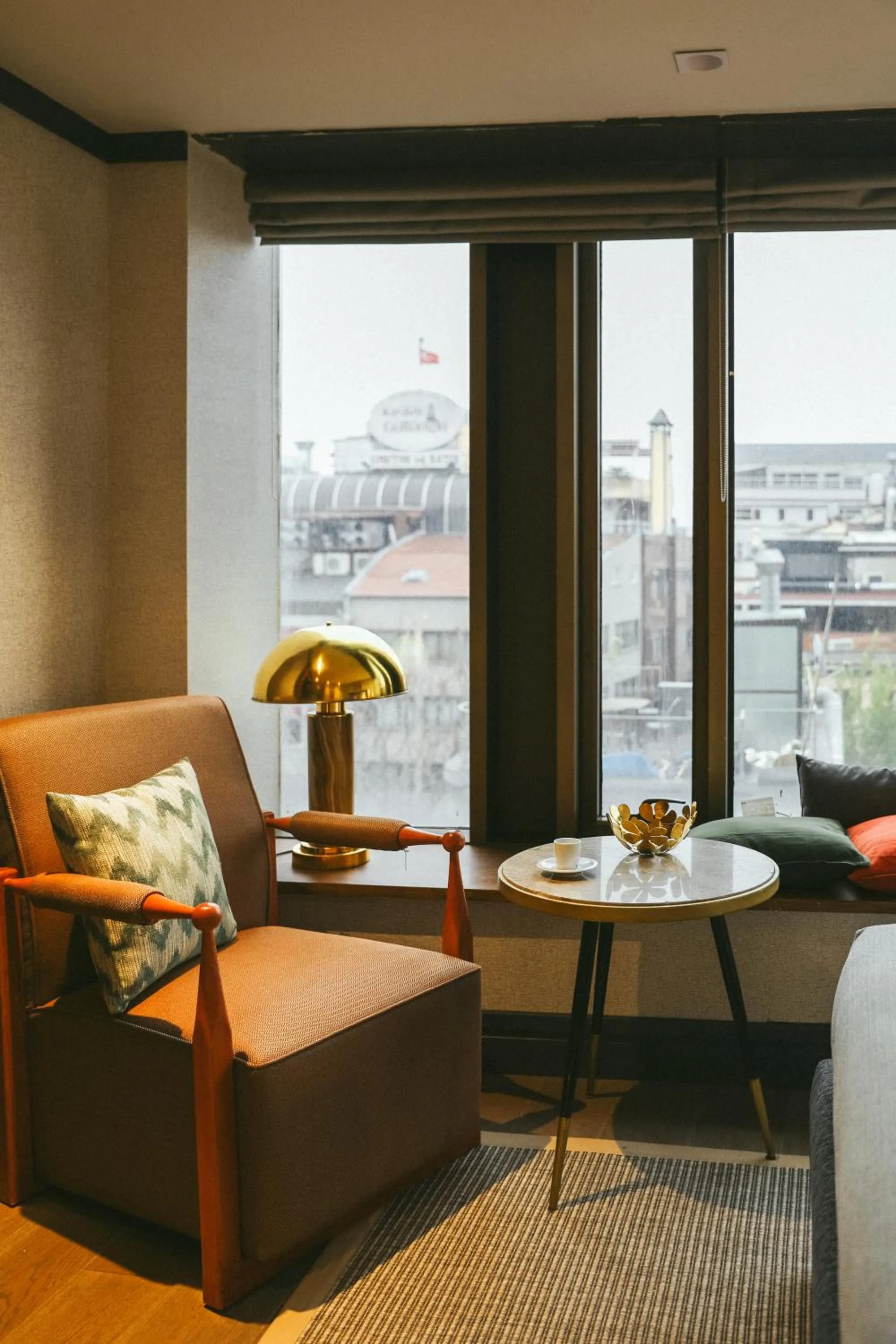 Seating area in Root Karaköy