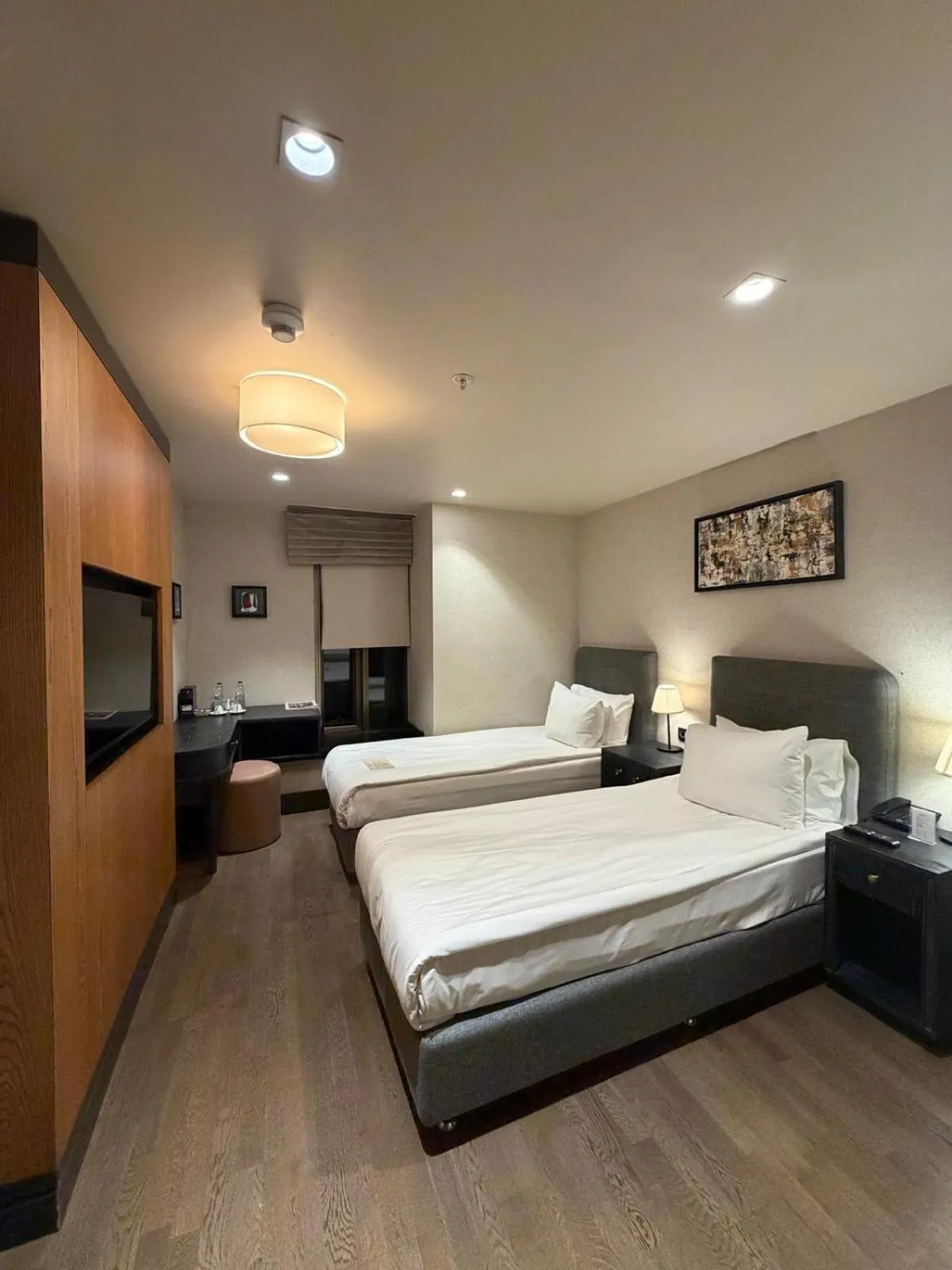 Photo of the whole room, Bed in Root Karaköy